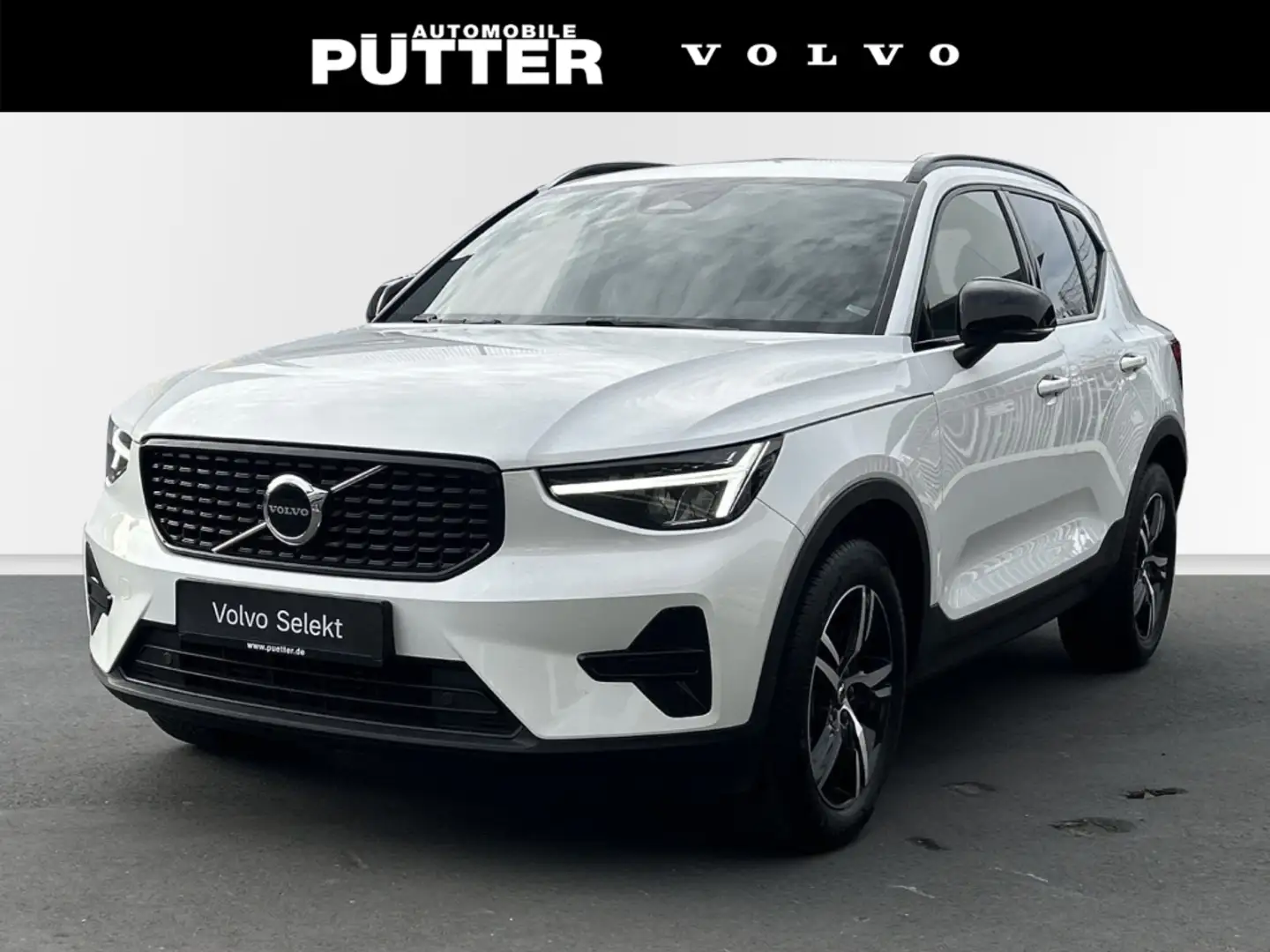 Volvo XC40 B4 Benzin Plus Dark 18'' Allwetter AHK LED Harman Blanc - 1