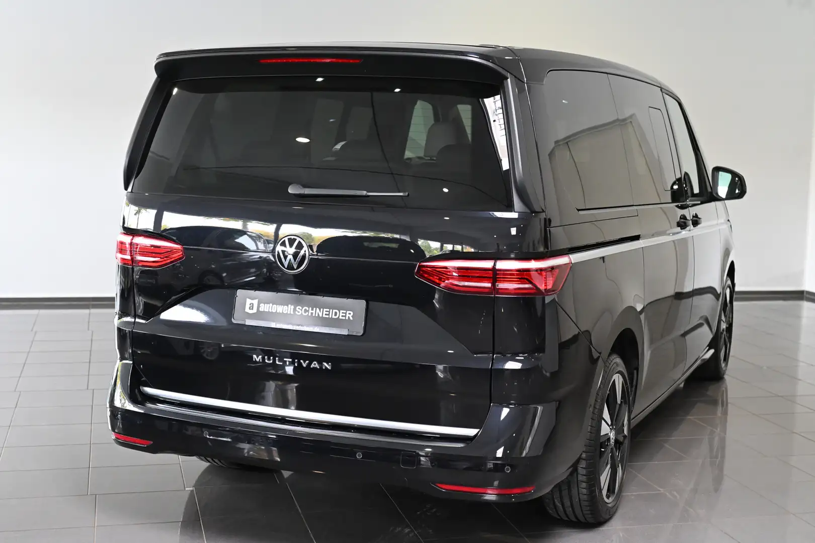 Volkswagen T7 Multivan 2.0 TDI Style lang Pano StHz ACC 19 Noir - 2