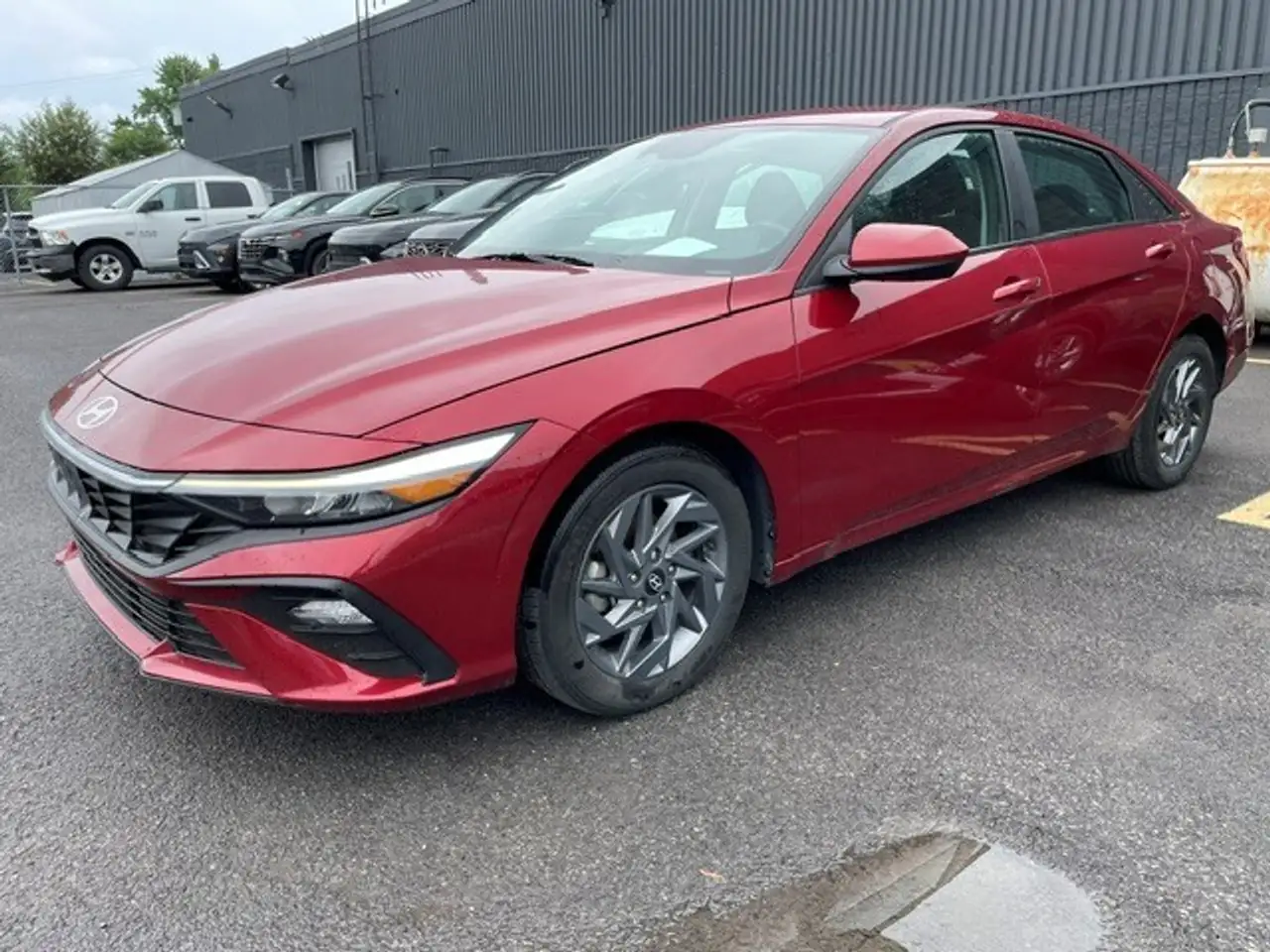 2024 Hyundai ELANTRA