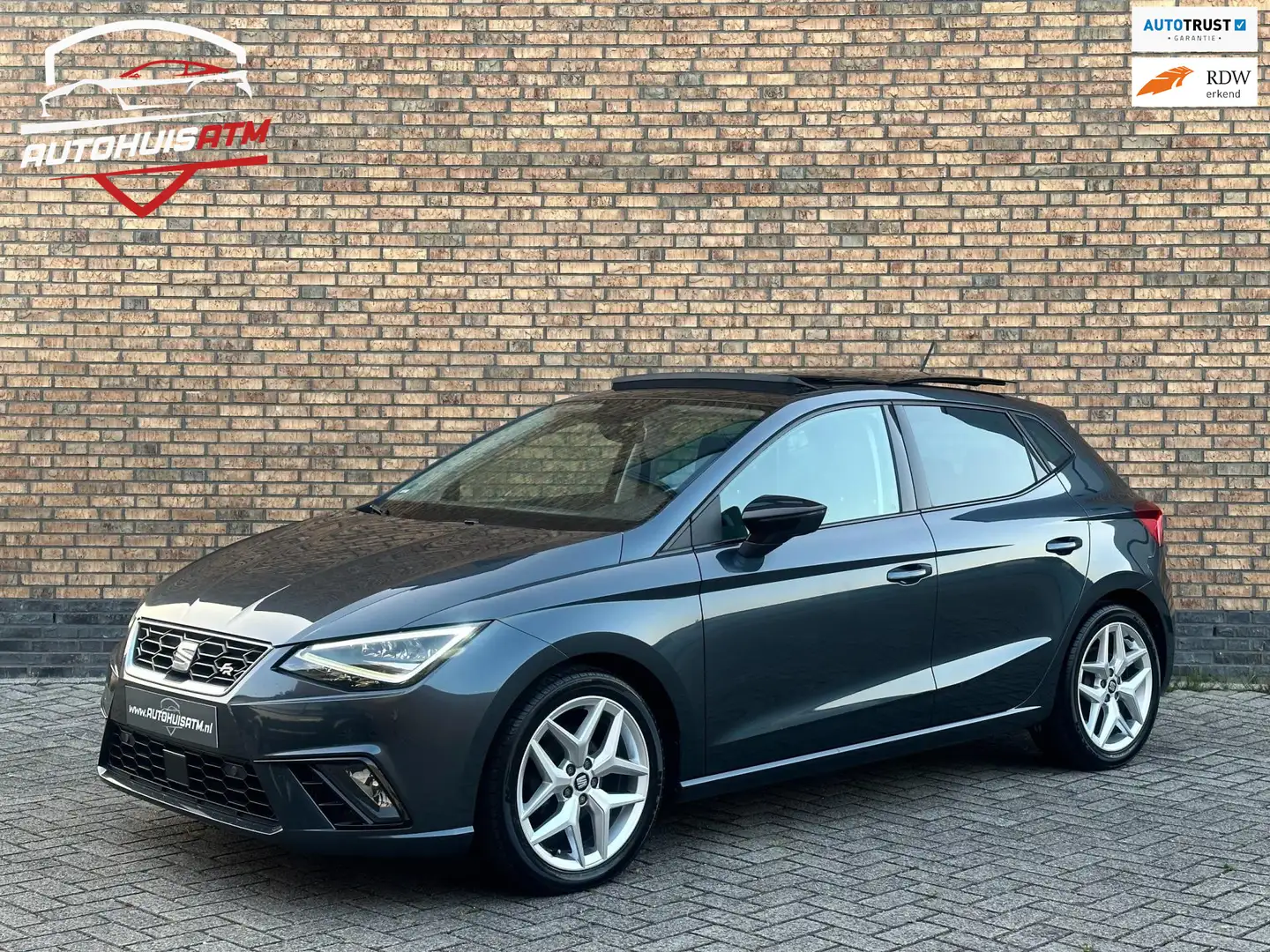 SEAT Ibiza 1.0 TSI FR Pano Beats Stoelvw Led Cam Climatr Grijs - 1