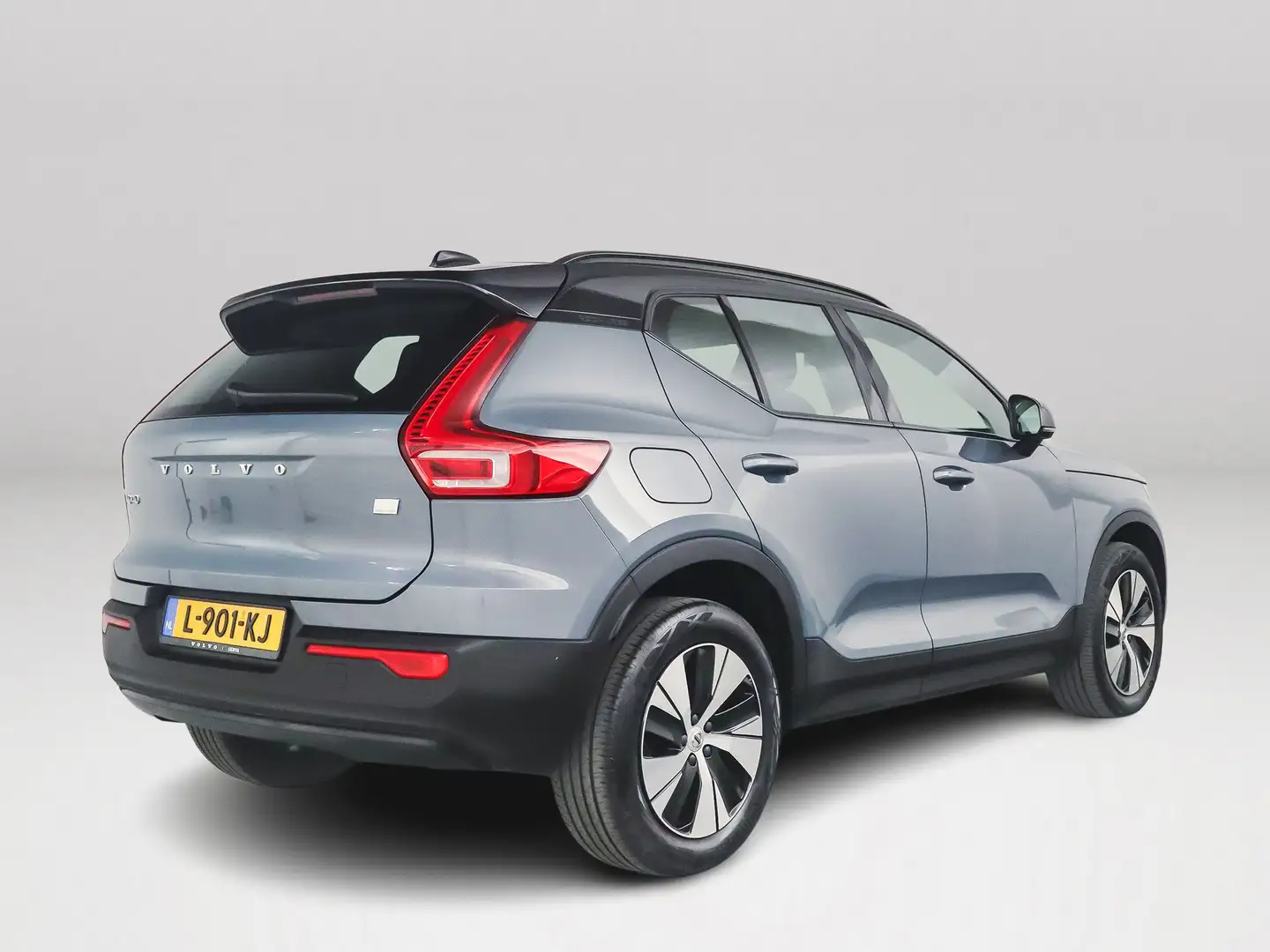 Volvo XC40 T4 Aut. Recharge R-Design Expression | Pilot Assis Grijs - 2