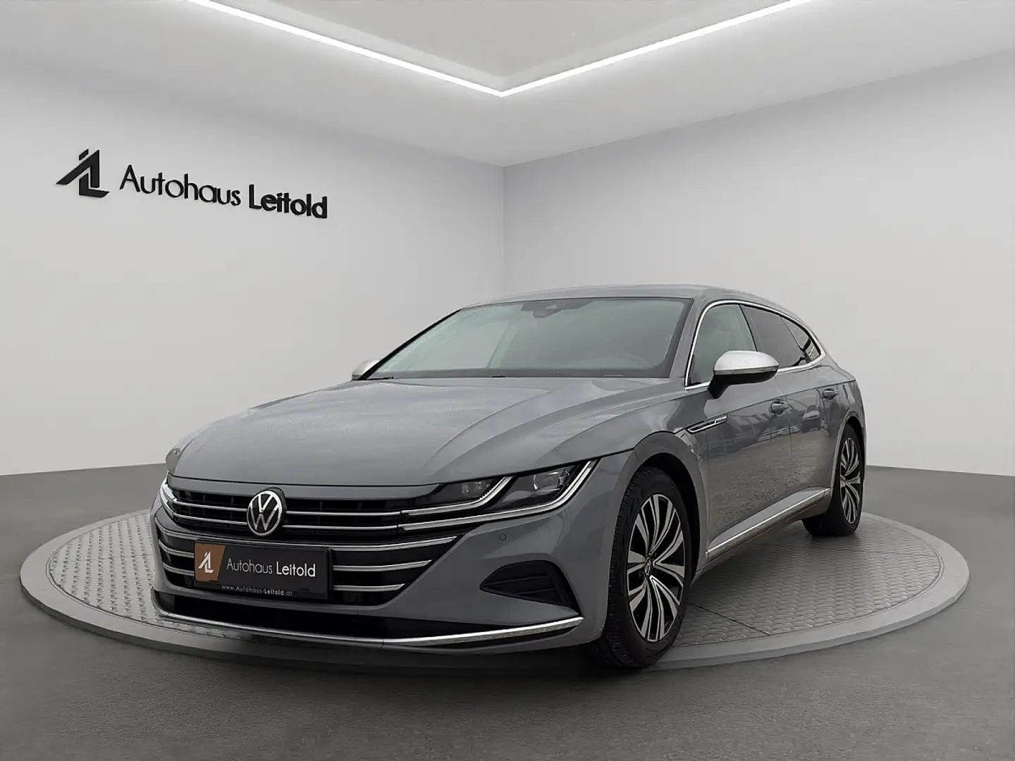Volkswagen Arteon SB Elegance 2,0 TDI DSG LEDER ACC LED VIRTUAL M... Grau - 1