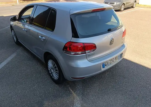 Volkswagen Golf view 5