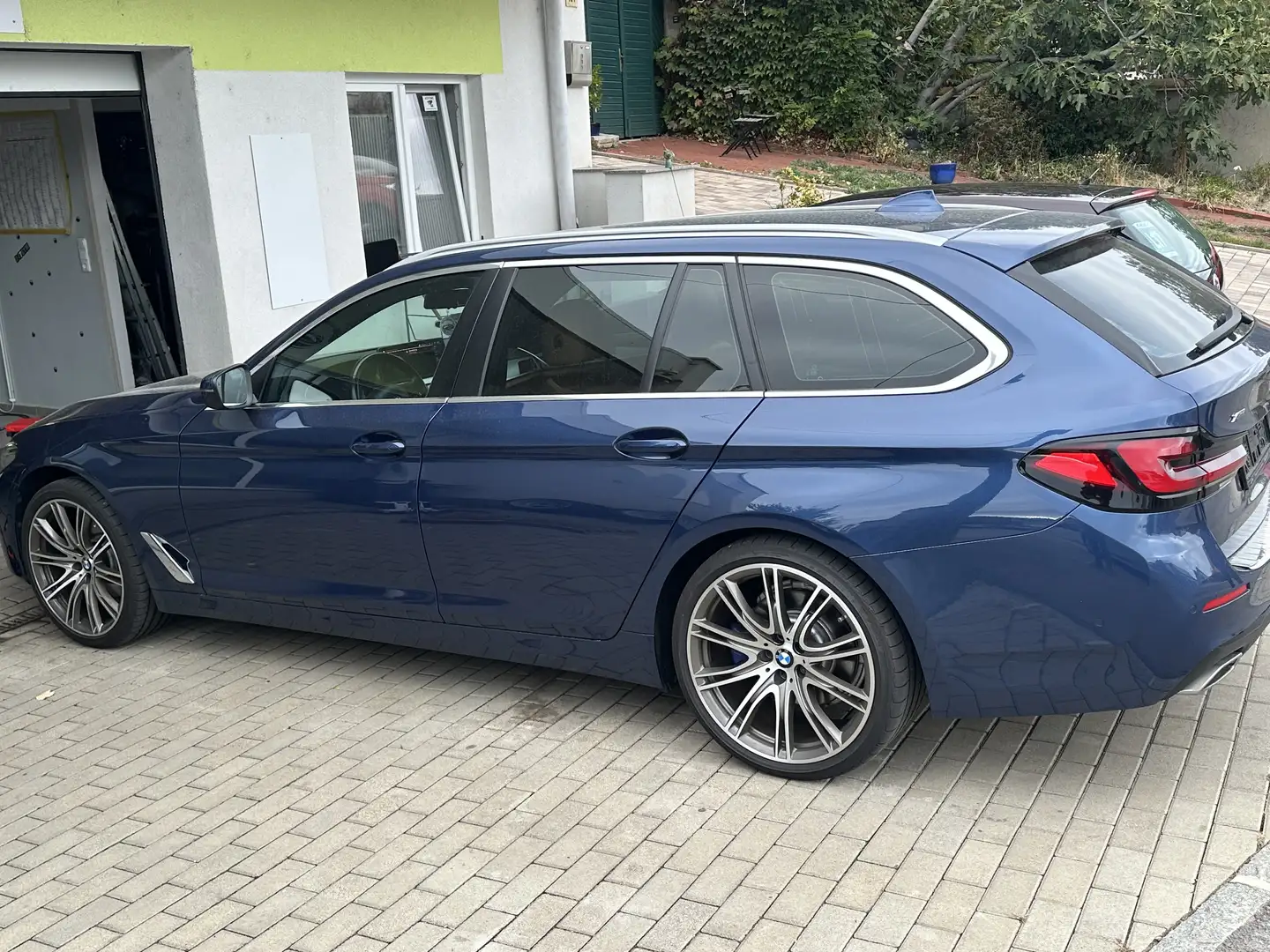 BMW 518 518d 48 V Touring Aut. - 2