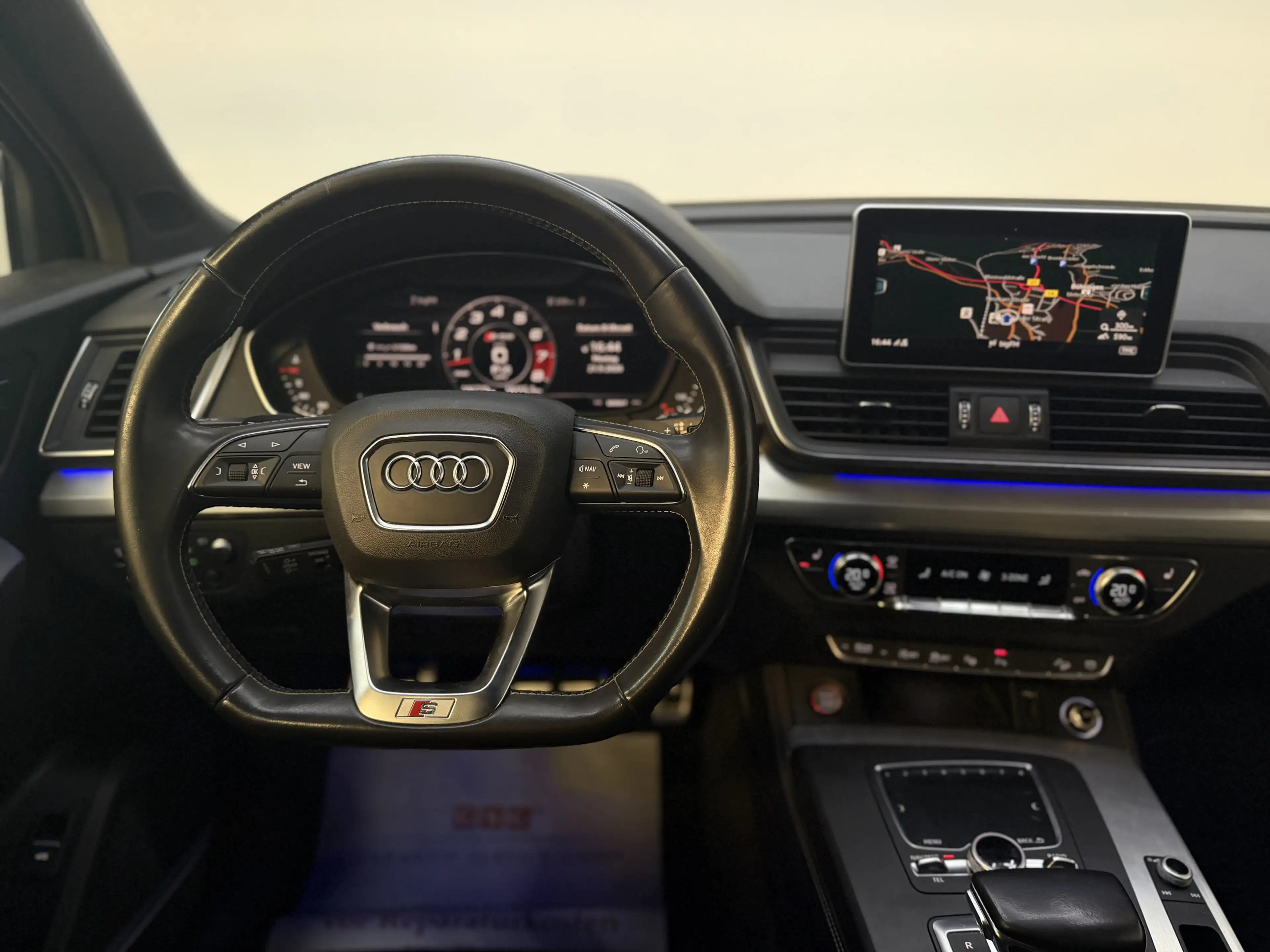 Audi SQ5 3.0 TFSI quattro|VOLL|Massage|3J.Garantie| — photo 11