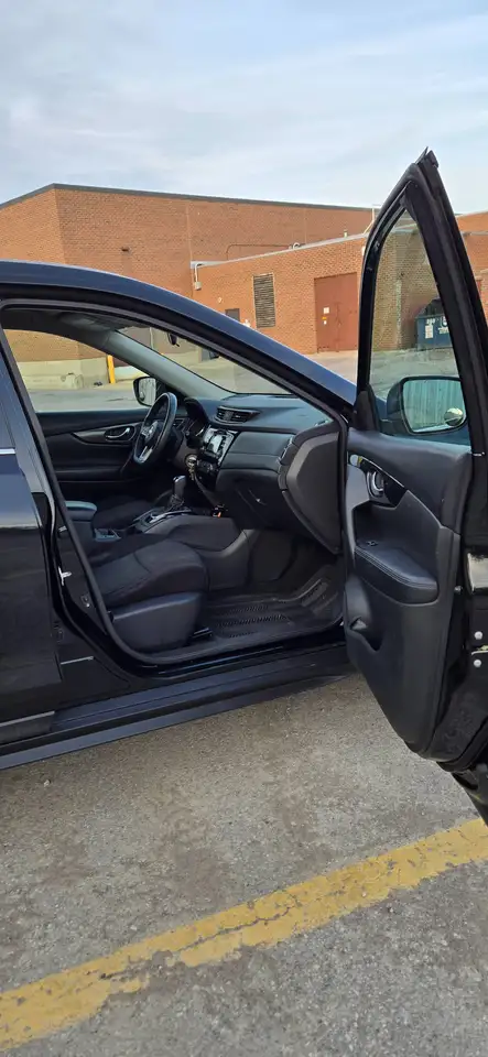 Nissan Rogue photo Nissan Rogue