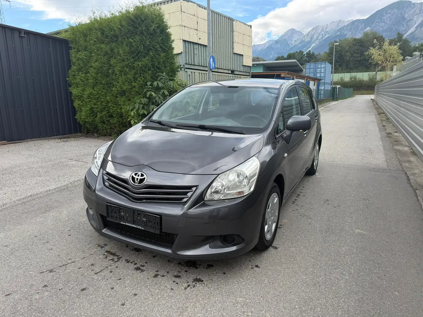 Toyota Verso 2.0 D-4D - 2
