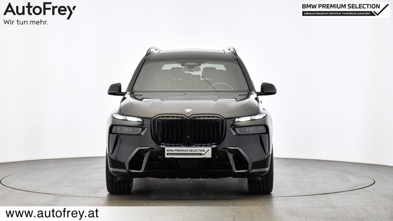 BMW X7 xDrive40d — photo 2