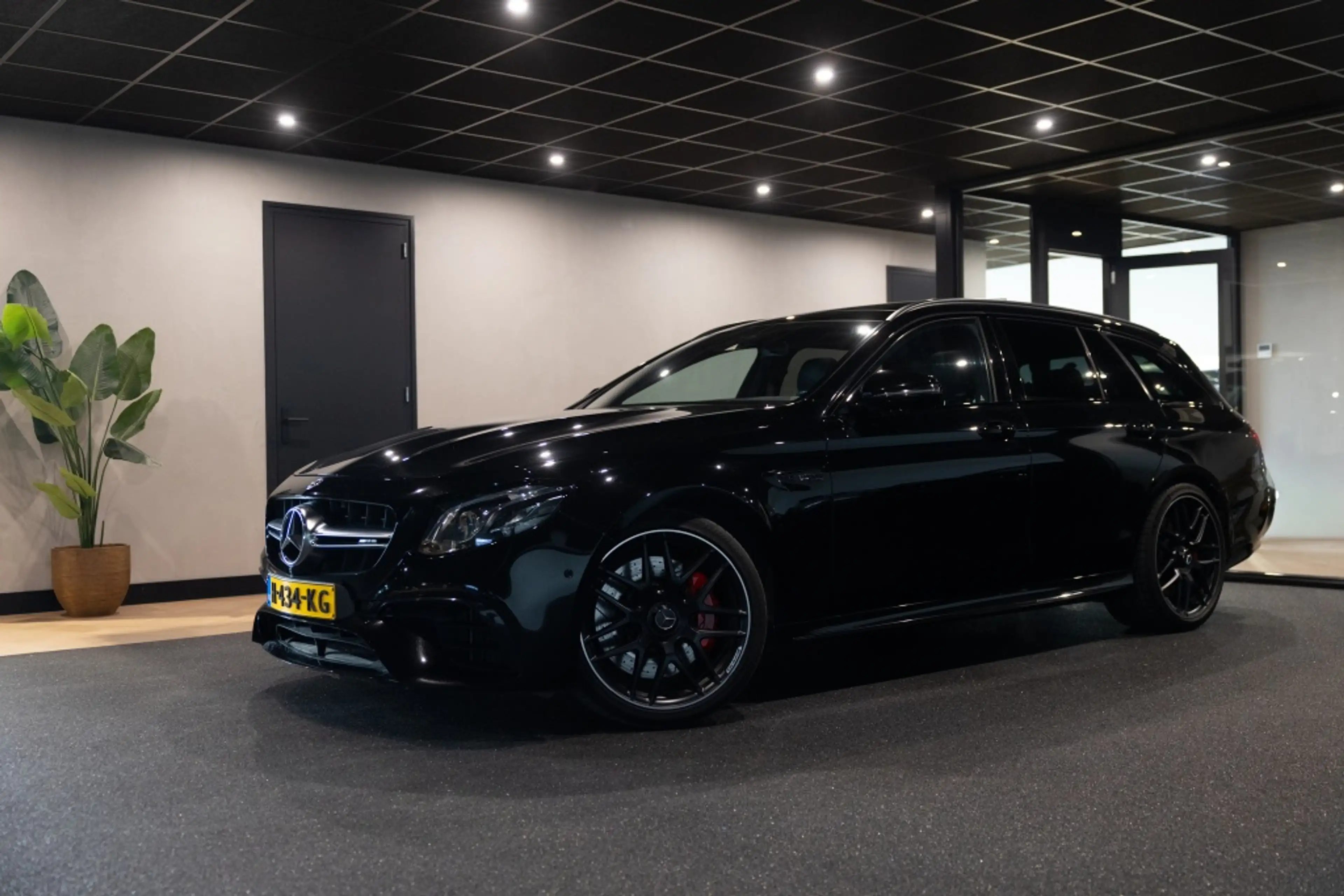 Mercedes-Benz E 63 AMG Estate S 4M. Pr. Pl. | 360 Cam | Stoel Verw/Koel — photo 39