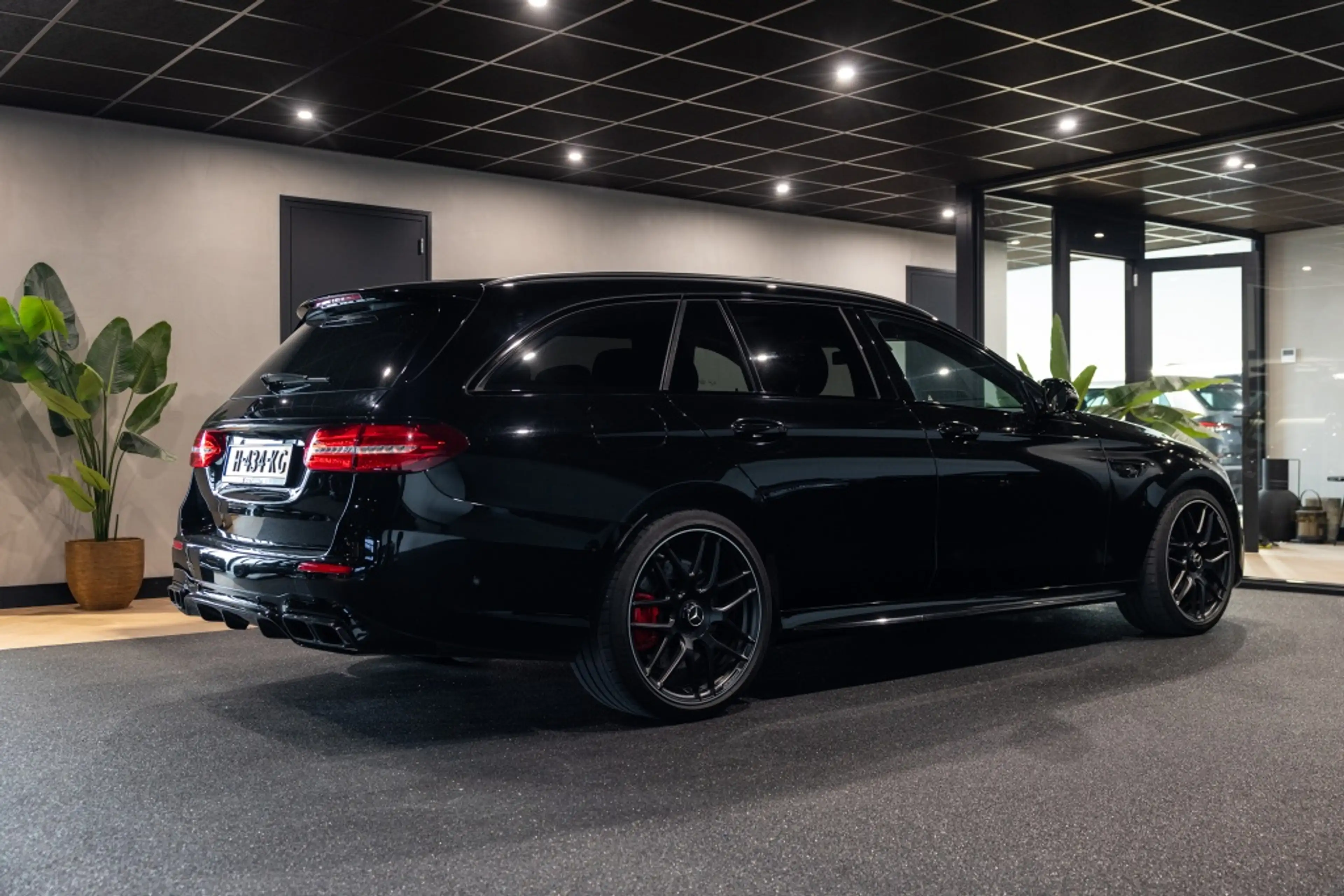 Mercedes-Benz E 63 AMG Estate S 4M. Pr. Pl. | 360 Cam | Stoel Verw/Koel — photo 3