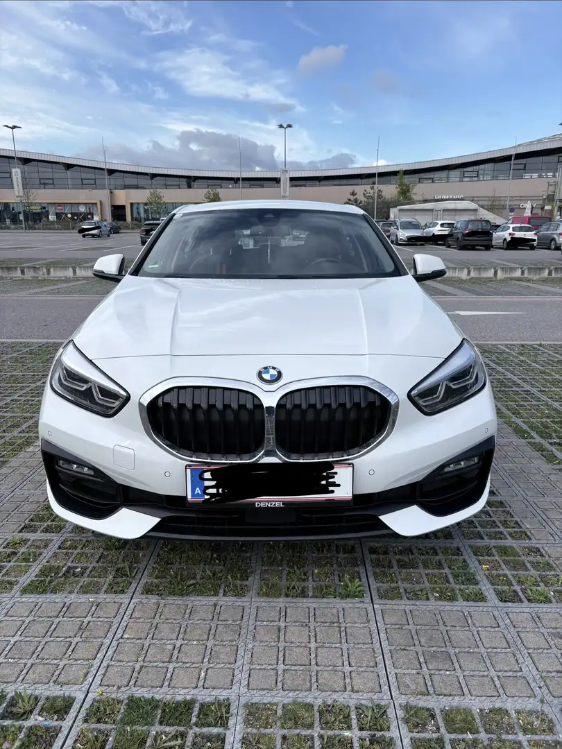 BMW 116 116d Sport Line - 1