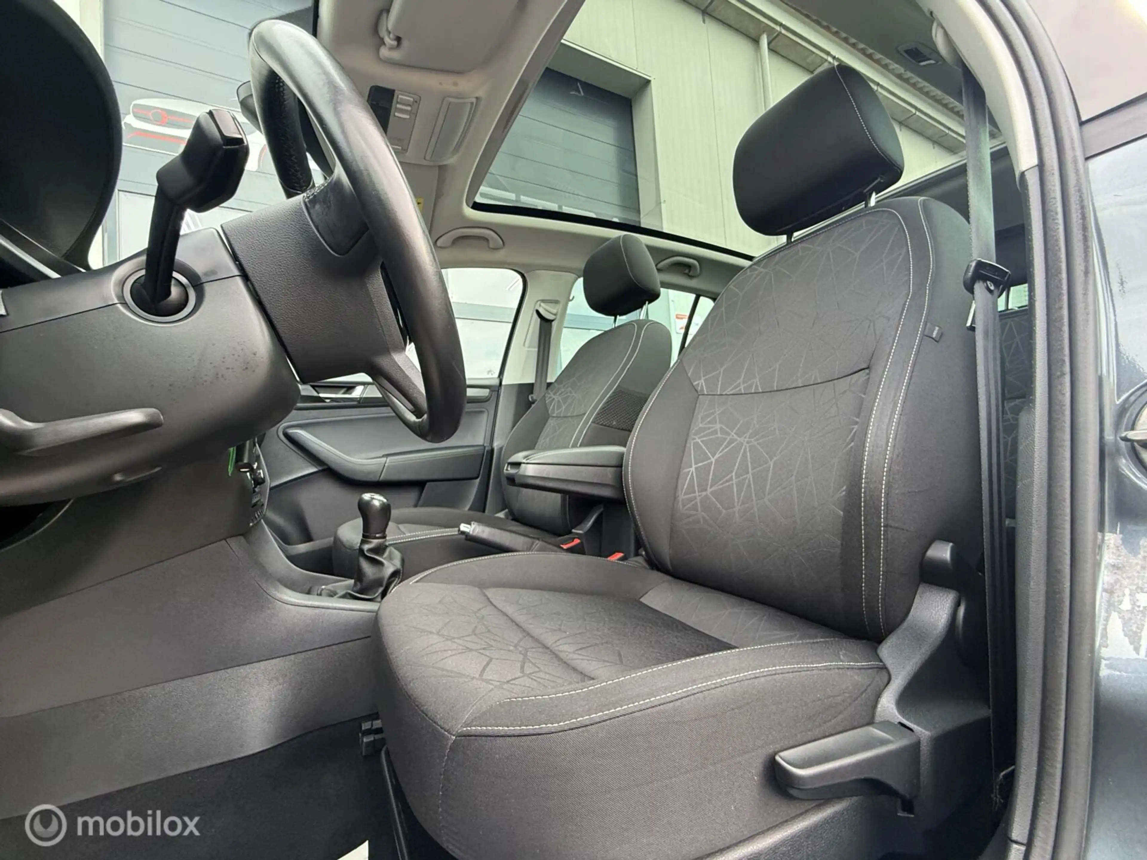 Skoda Rapid/Spaceback 1.0 TSI Greentech Clever Pano Stoelverw — photo 4