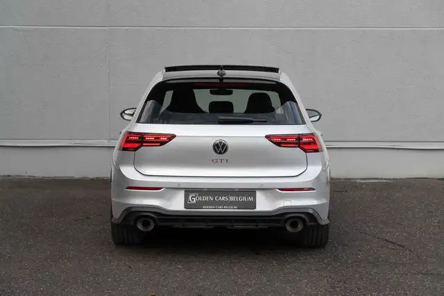 Volkswagen Golf view 7