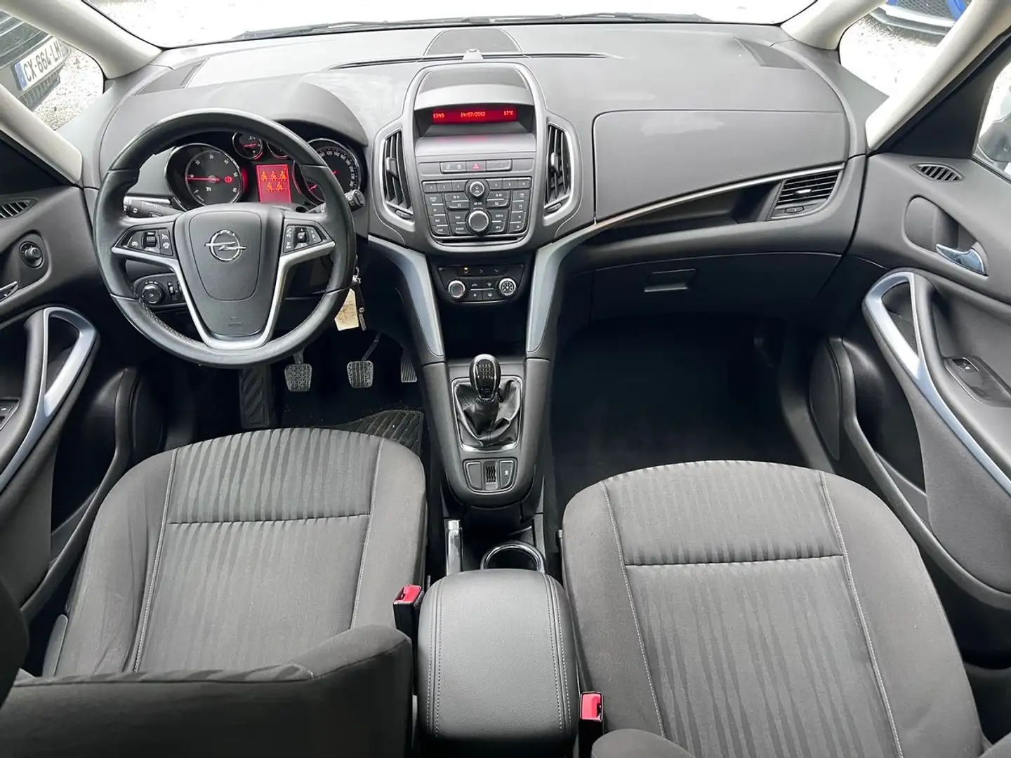Opel Zafira Tourer 2.0 CDTi 110cv 1ère Main 7 places Blanc - 2