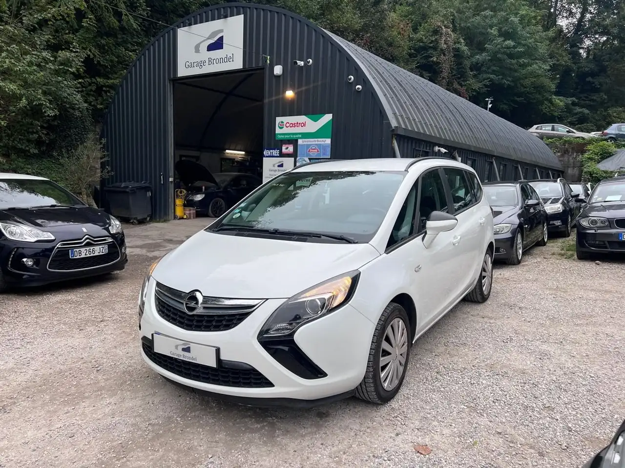 Opel Zafira Tourer 2.0 CDTi 110cv 1Ã¨re Main 7 place