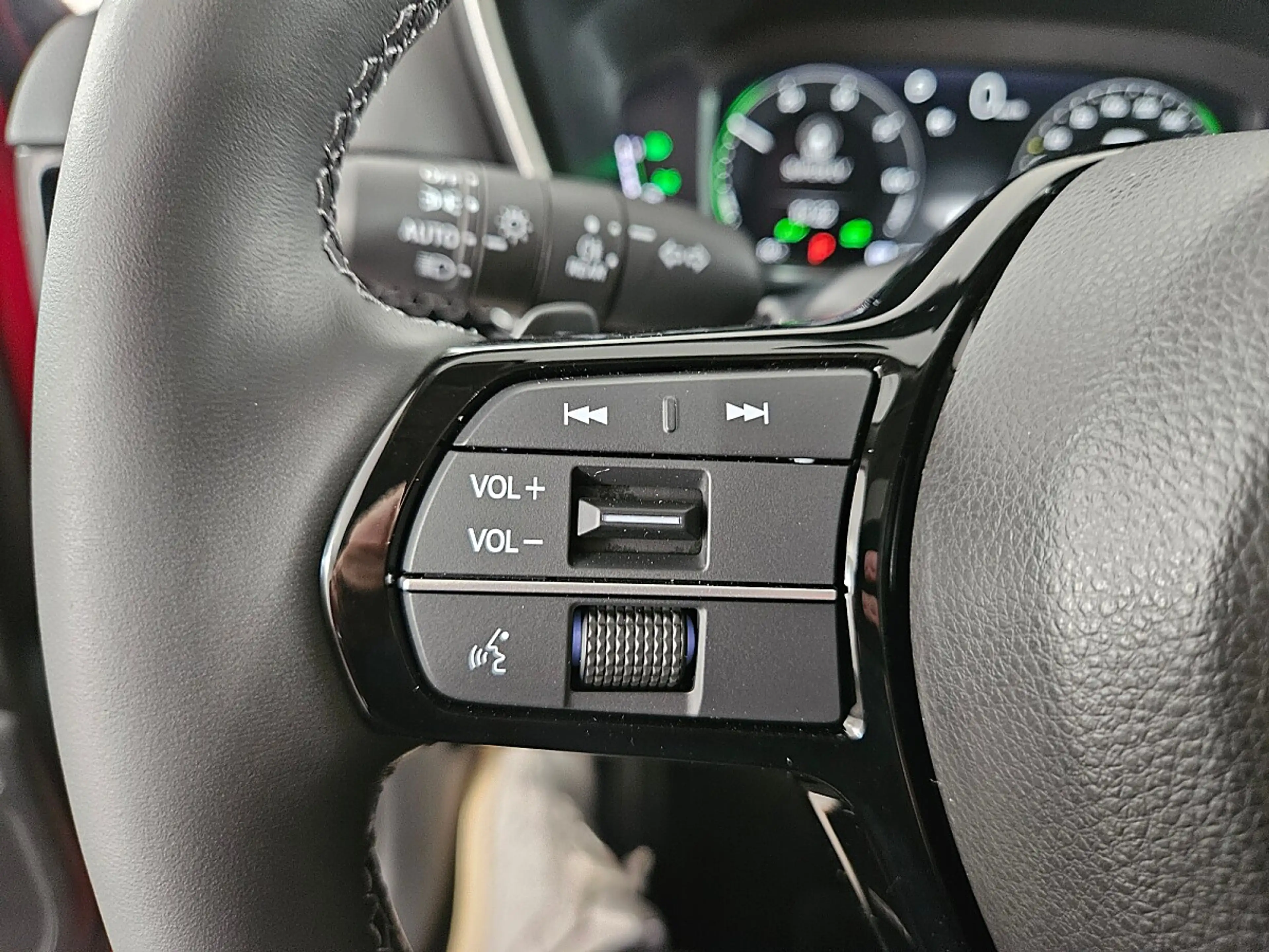 Honda CR-V 2,0 i-MMD e:PHEV Advance Tech Aut. — photo 14