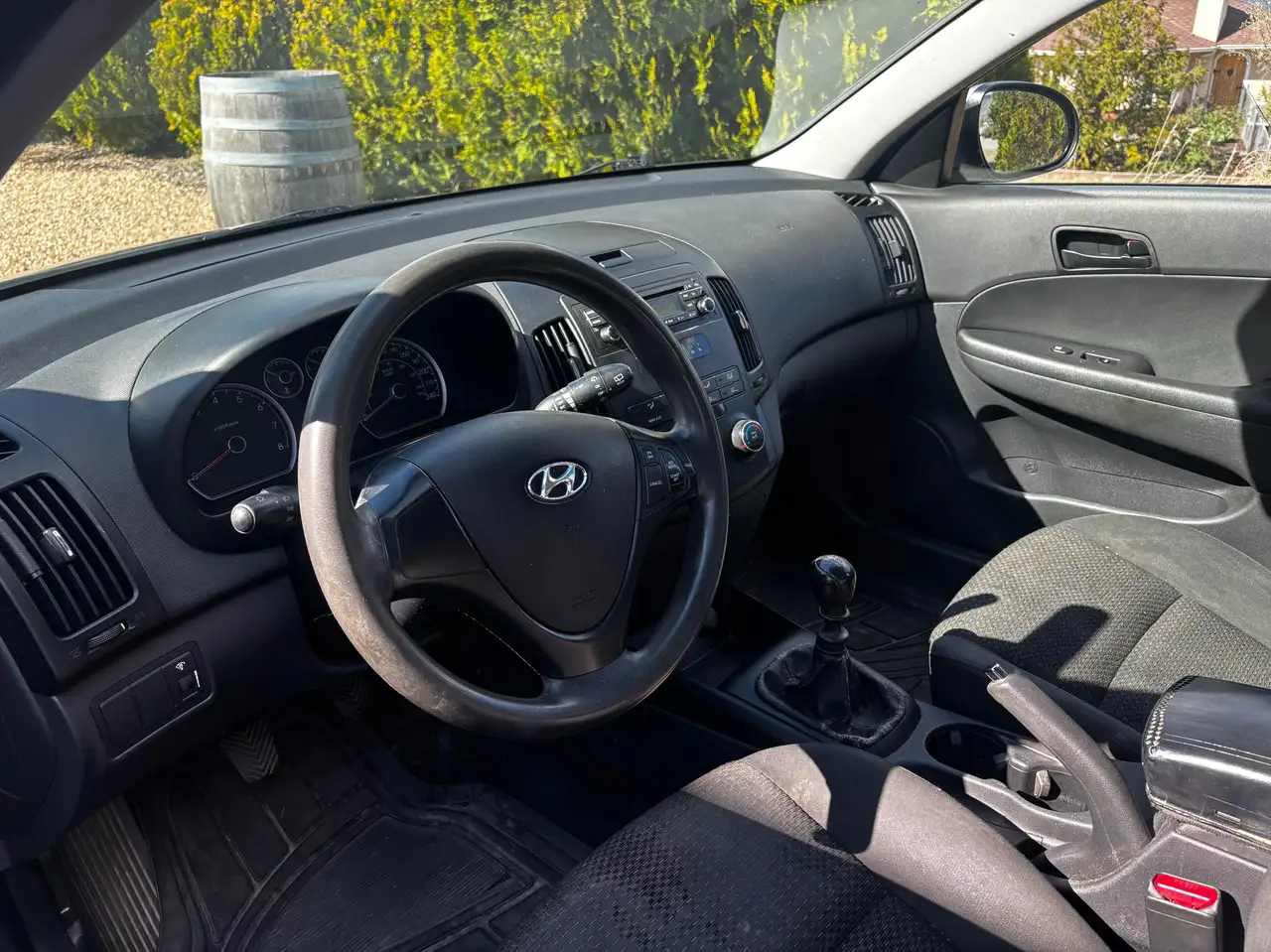 Hyundai ELANTRA снимка Hyundai ELANTRA