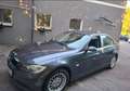 BMW 320 320i Touring - thumbnail 2