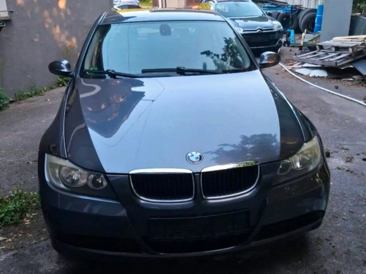 BMW 320