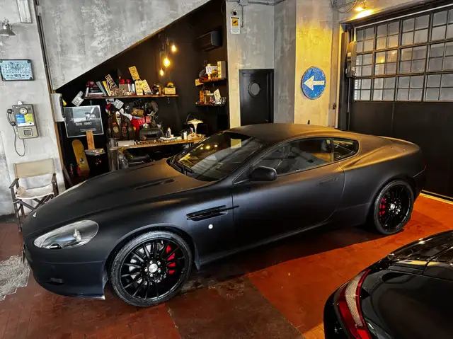 Aston Martin DB9 coupe 6.0 touchtronic 2