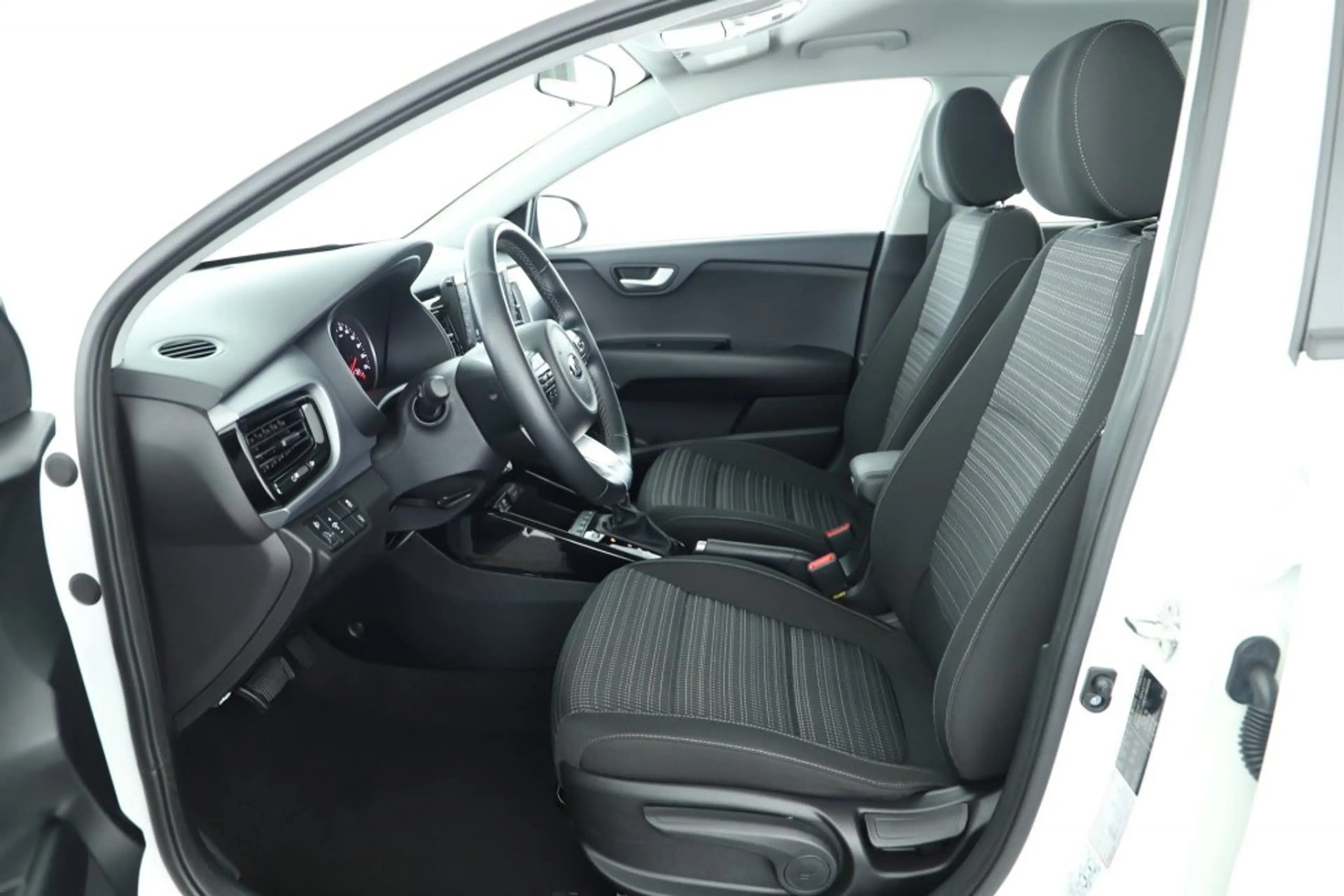 Kia Stonic 1,0 TGDI ISG Silber Automatik Kamera Sitzheizung — photo 10
