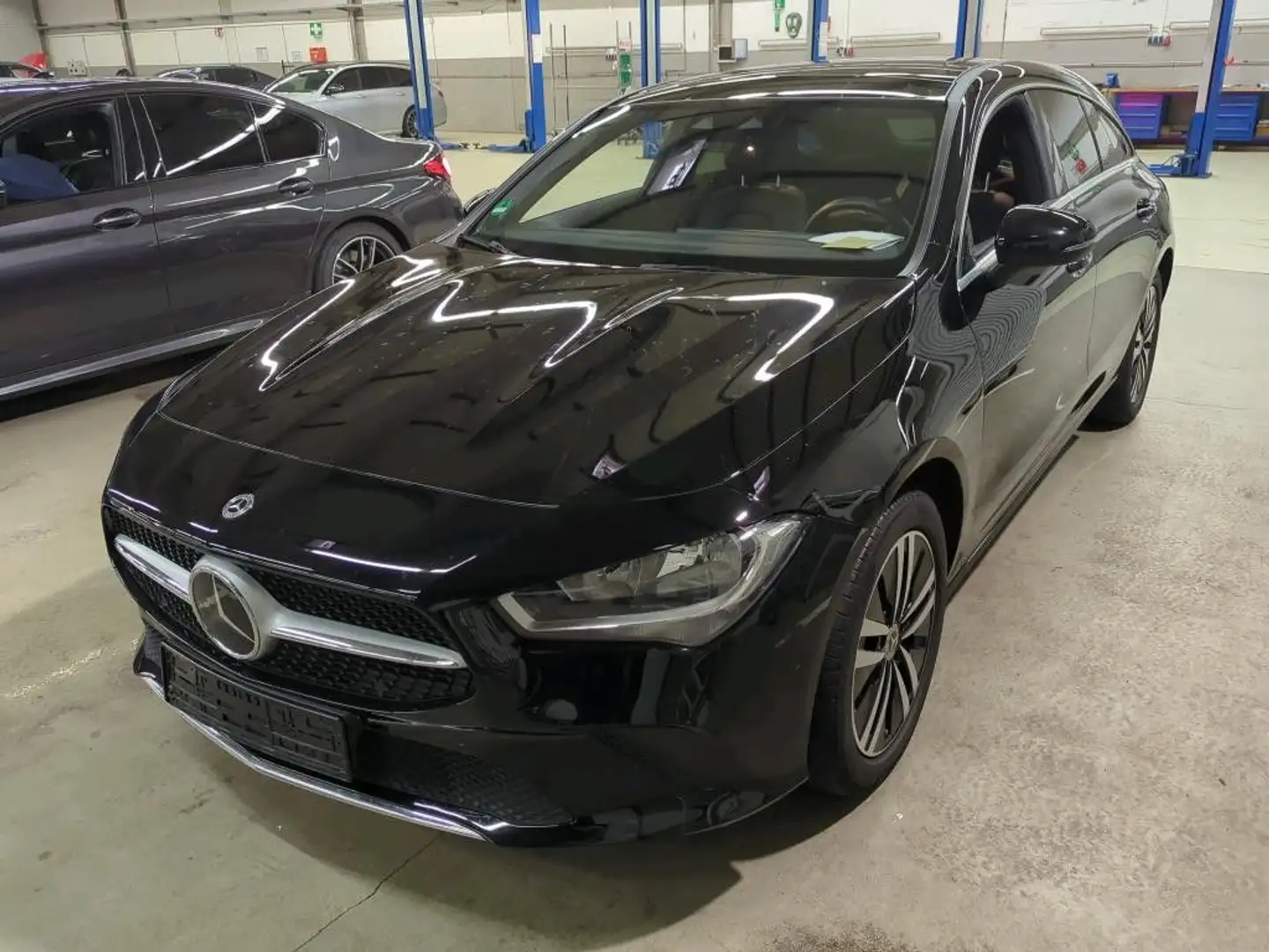 Mercedes-Benz CLA 250 Pano*Distro*Kamera*belüSitz*Sound*LED Black - 1