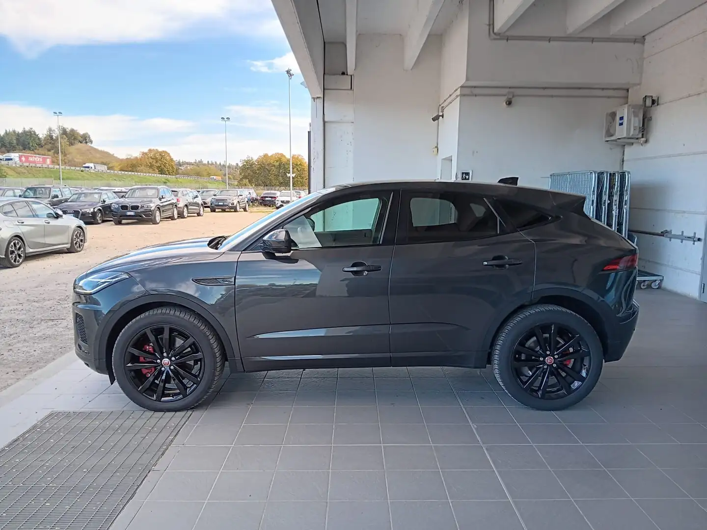 Jaguar E-Pace 2.0 i4 mhev R-Dynamic SE awd 249cv auto - 2