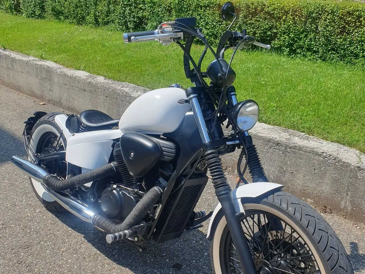 Honda VT 600 Alb - 2