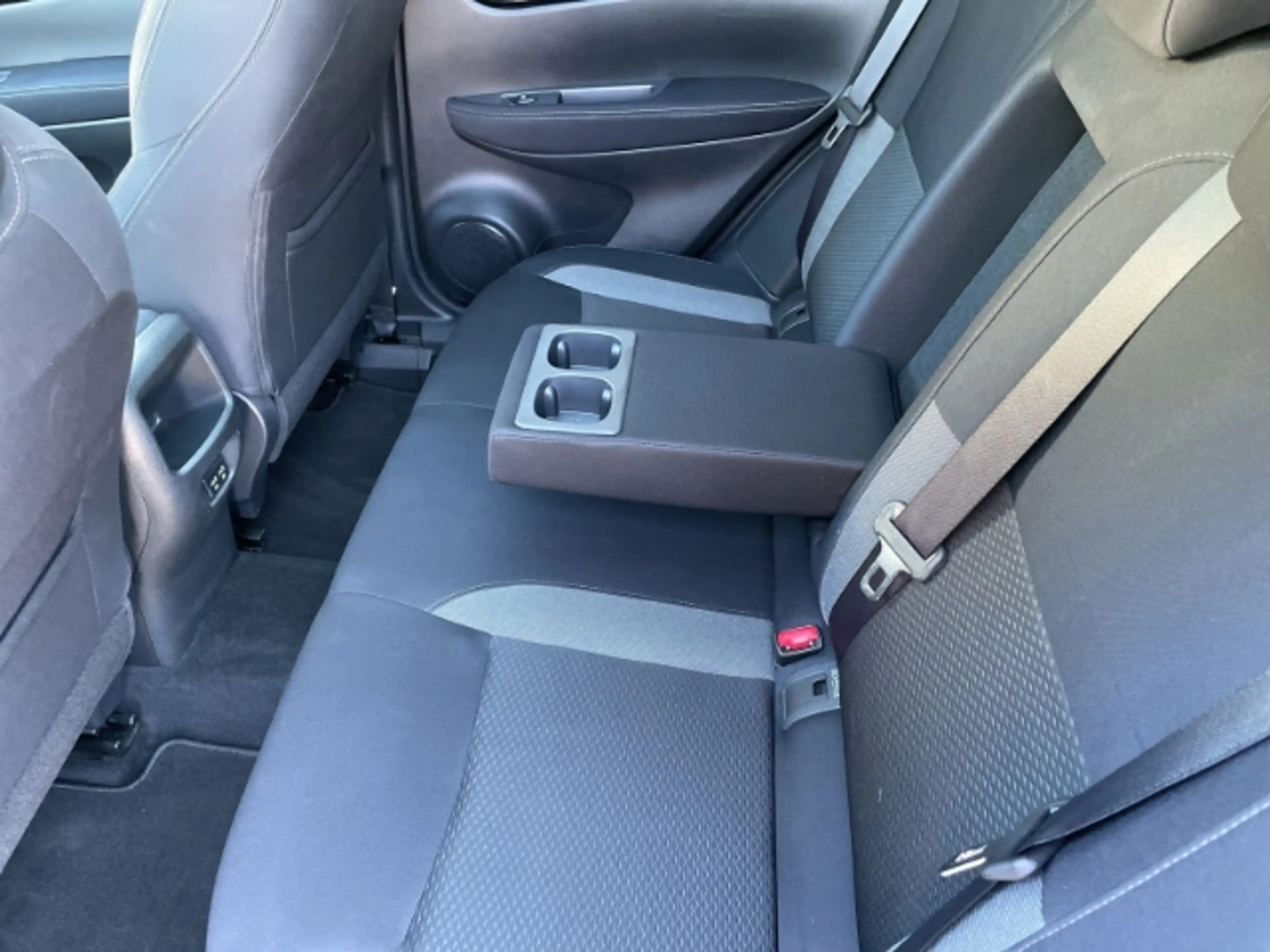 Nissan Qashqai 1.3 DIG-T Zama, Autom. Panoramadach, Sitzheizung — photo 8