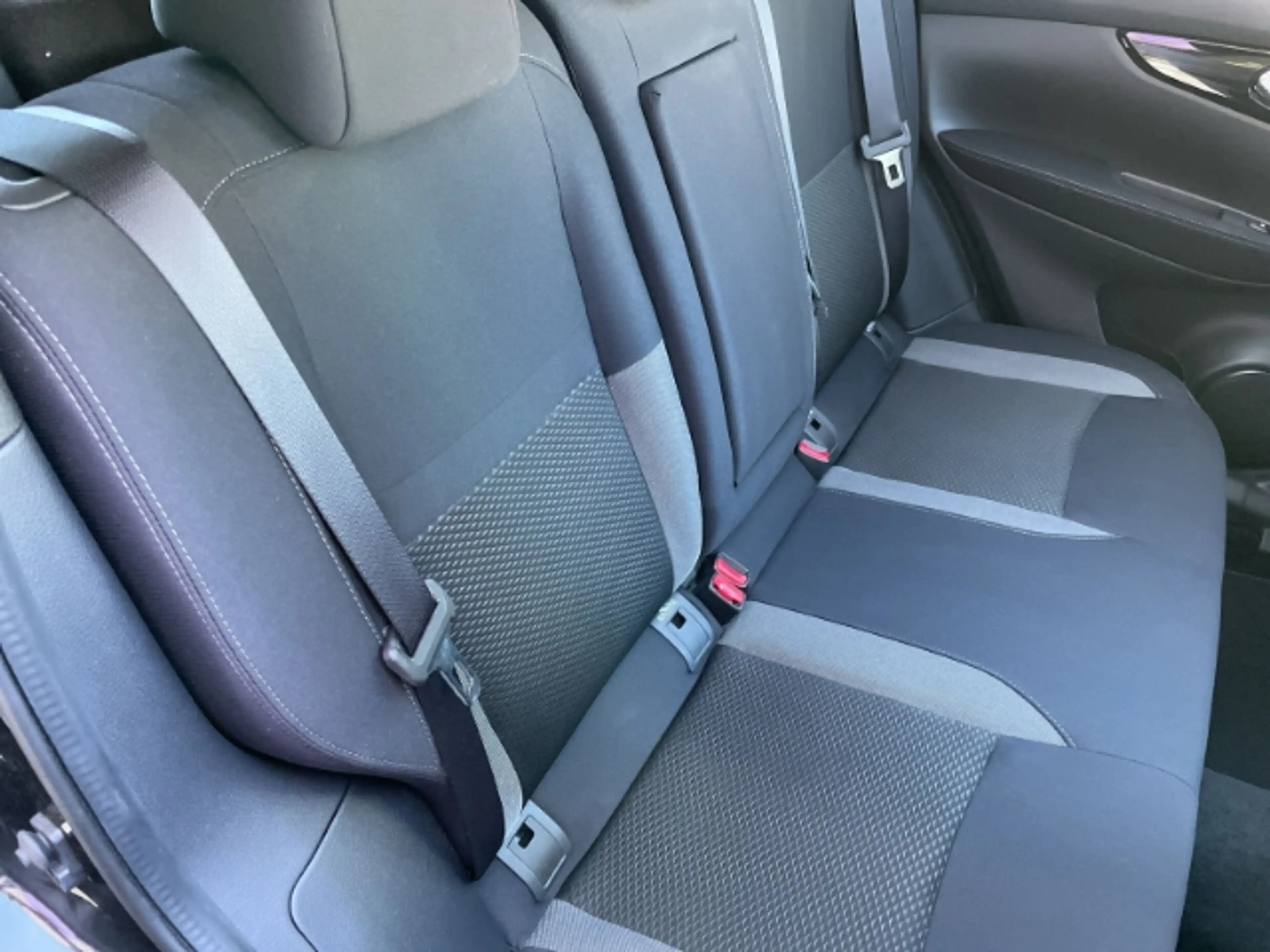 Nissan Qashqai 1.3 DIG-T Zama, Autom. Panoramadach, Sitzheizung — photo 4