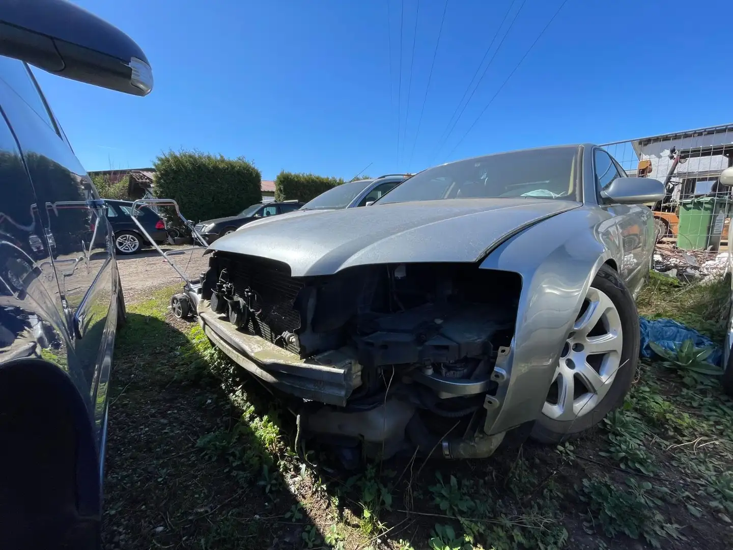 Audi A8 3,0 TDI Quattro * Leder*Navi*diebstahlschaden Gri - 2