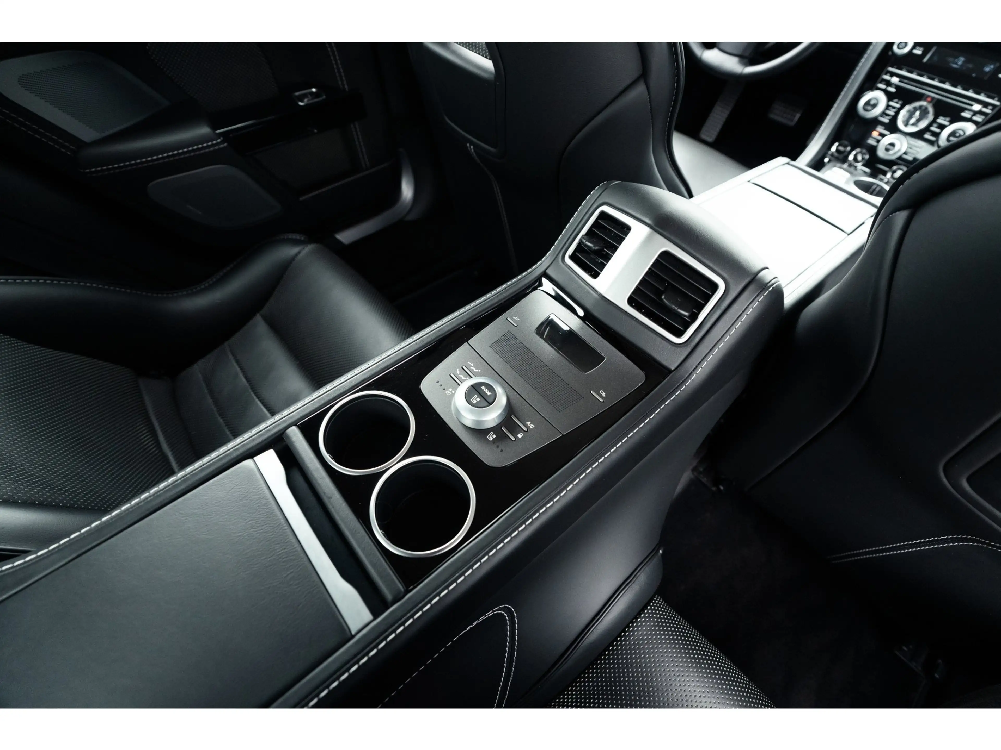 Aston Martin Rapide 6.0 V12 S | Stoel ventilatie voor | Stoel ventilat — photo 12