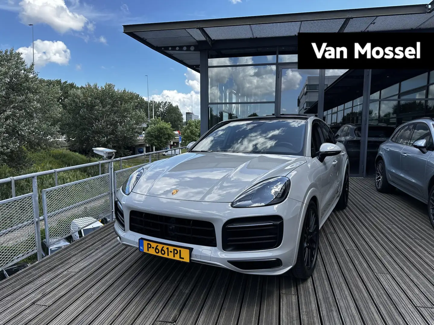 Porsche Cayenne Coupé 4.0 GTS | SPORTDESIGN | SPORTCHRONO | SPORTU Grijs - 1
