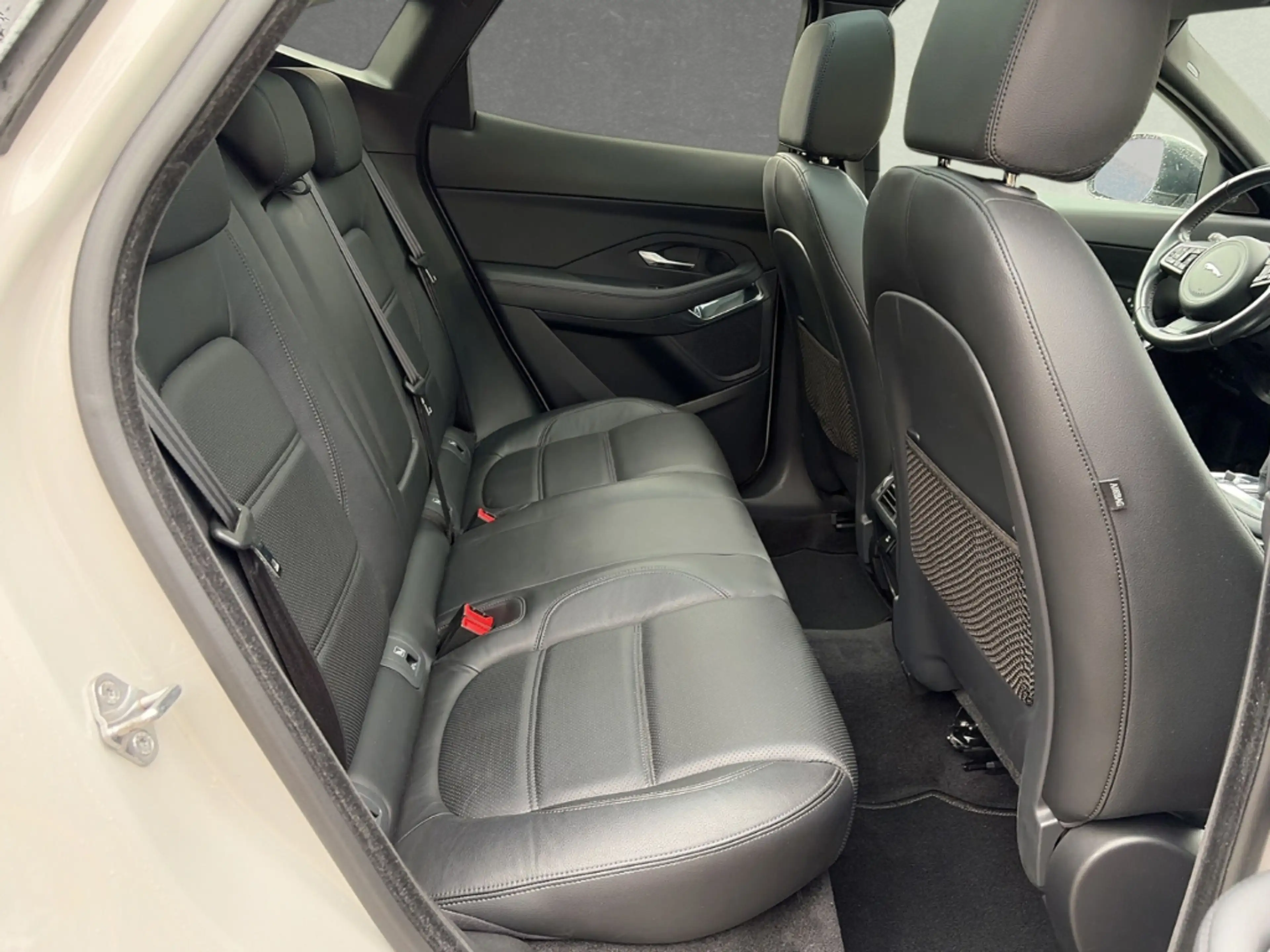 Jaguar E-Pace D180 AWD S NUR HÄNDLER — photo 6