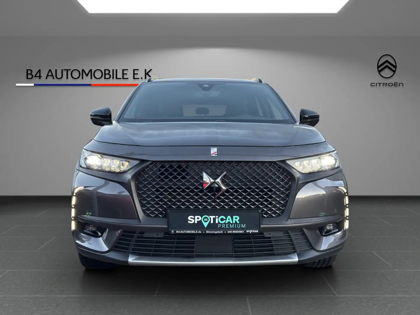 DS Automobiles DS 7 Crossback E-Tense 300 4x4 Perform. Line + Grau - 2