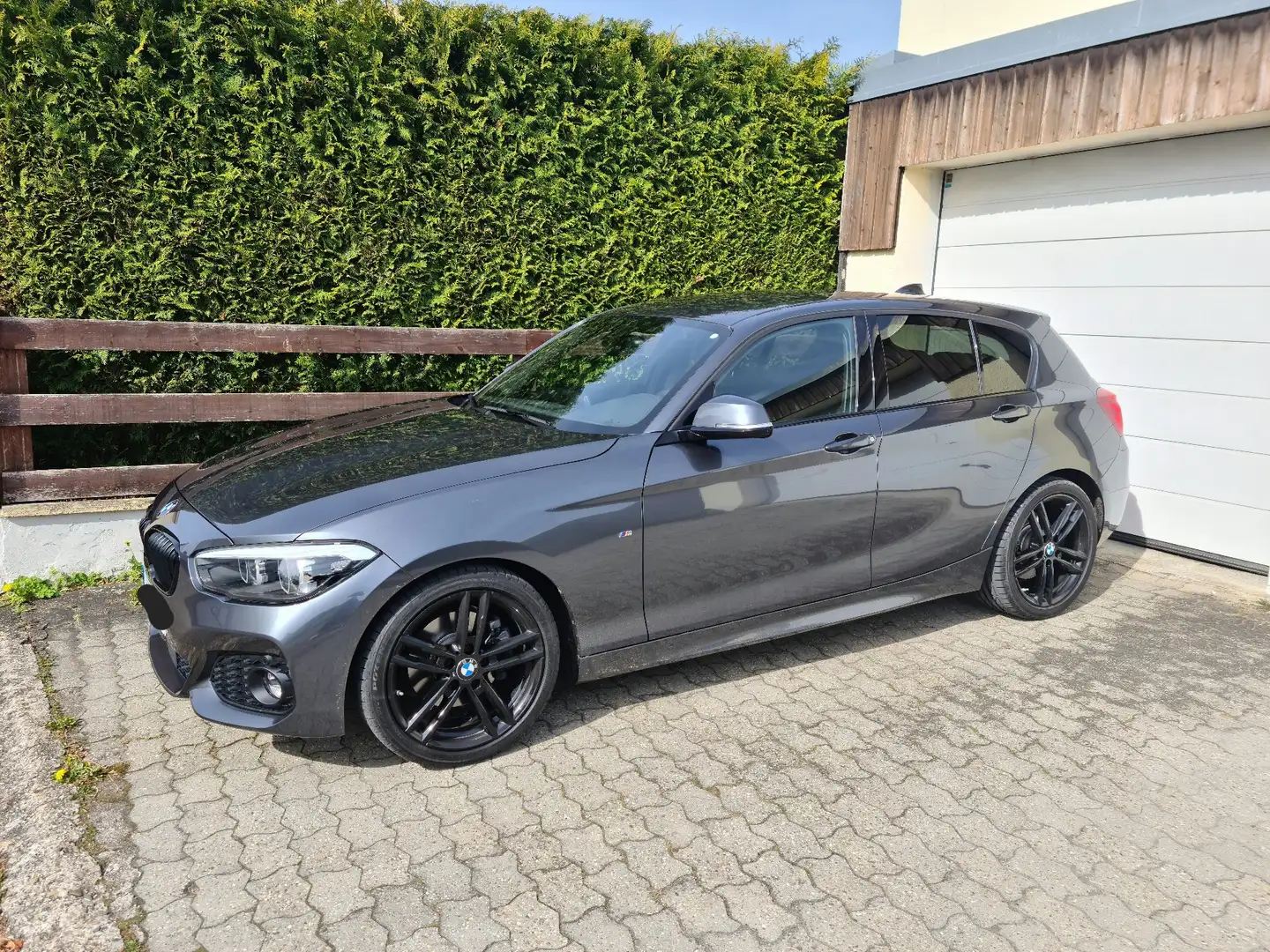 BMW 125 125 i Edition M Sport Shadow Grau - 2