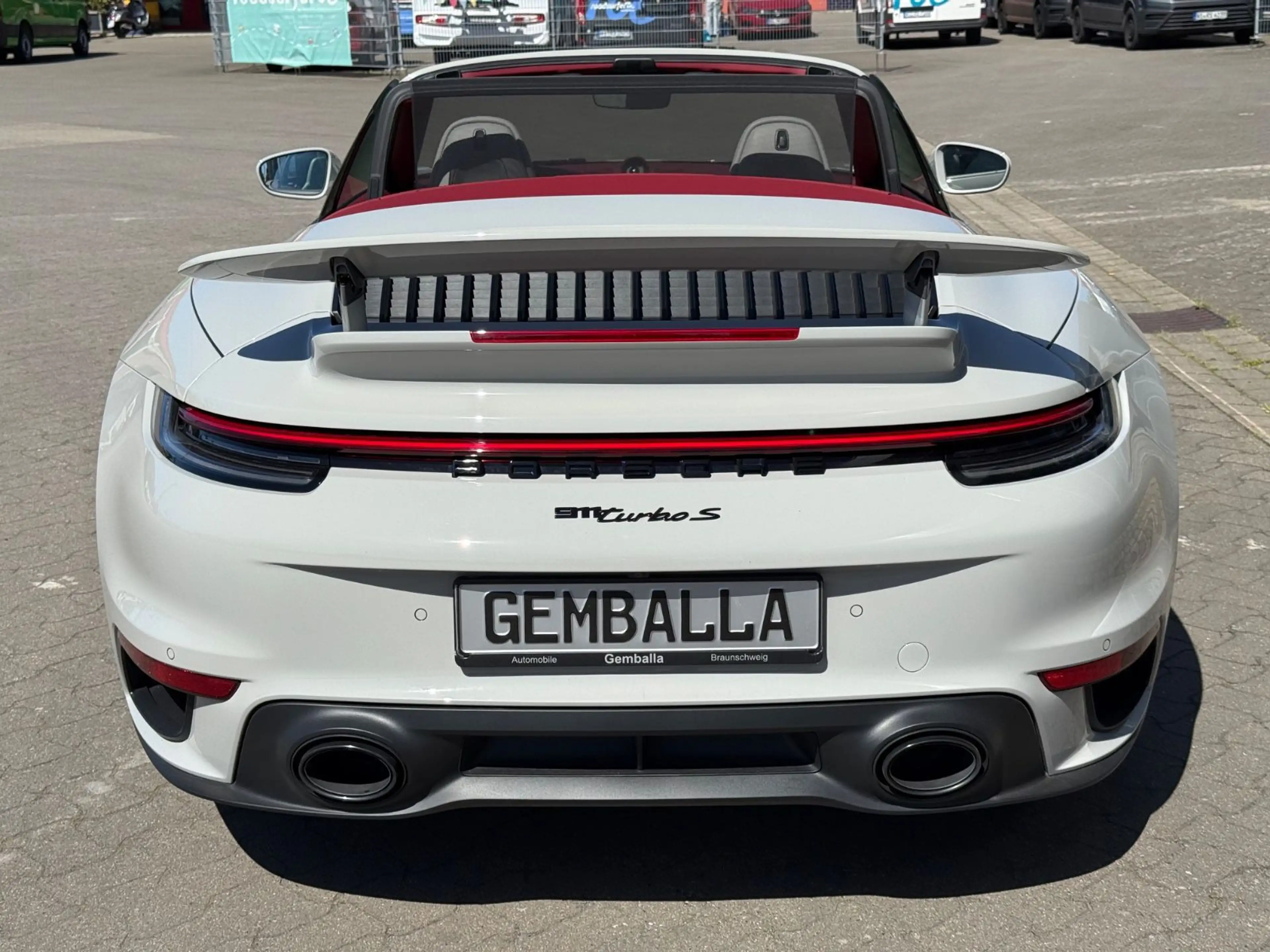 Porsche 992 911 992 TURBO S CABRIO EXCLUSIVE MANUFAKTUR — photo 9
