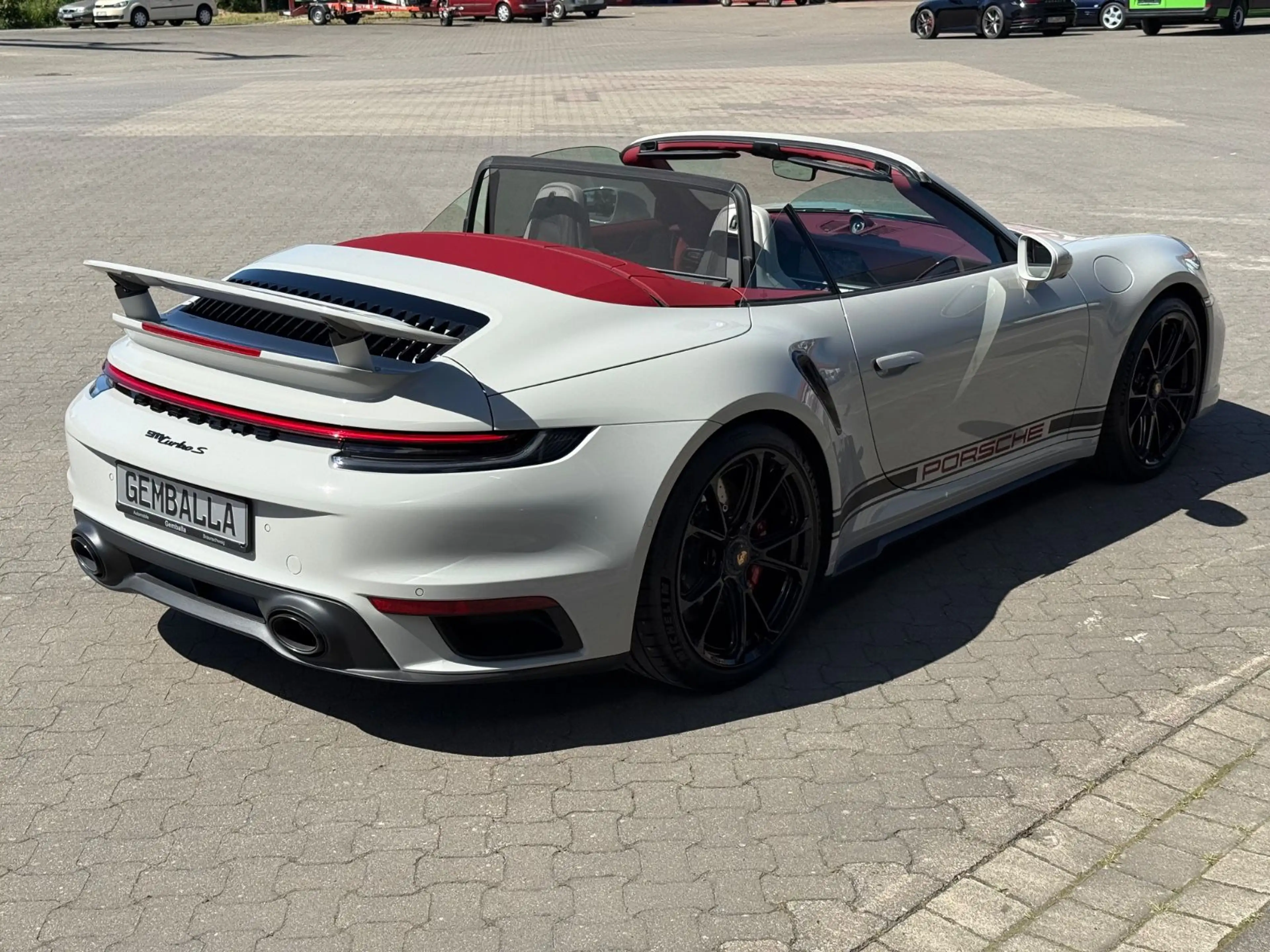Porsche 992 911 992 TURBO S CABRIO EXCLUSIVE MANUFAKTUR — photo 7