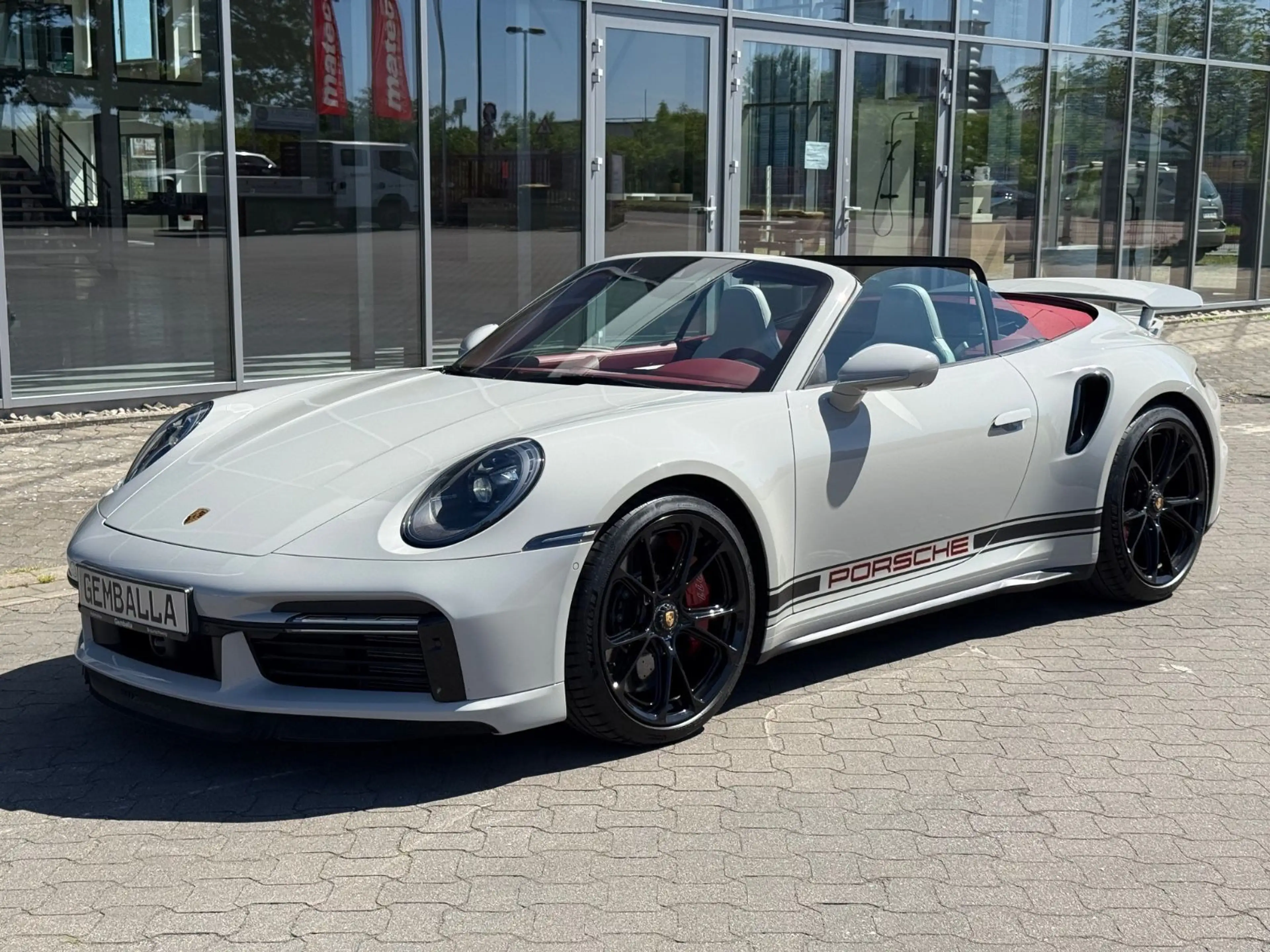 Porsche 992 911 992 TURBO S CABRIO EXCLUSIVE MANUFAKTUR — photo 11
