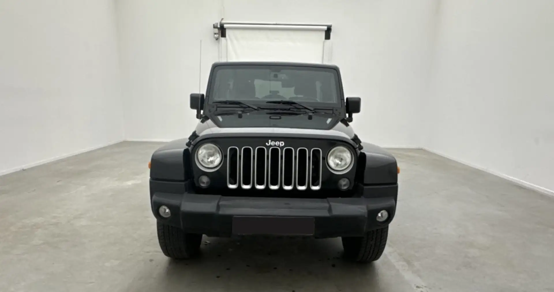 Jeep Wrangler Unlimited 3.6 Sahara Aut. Noir - 2
