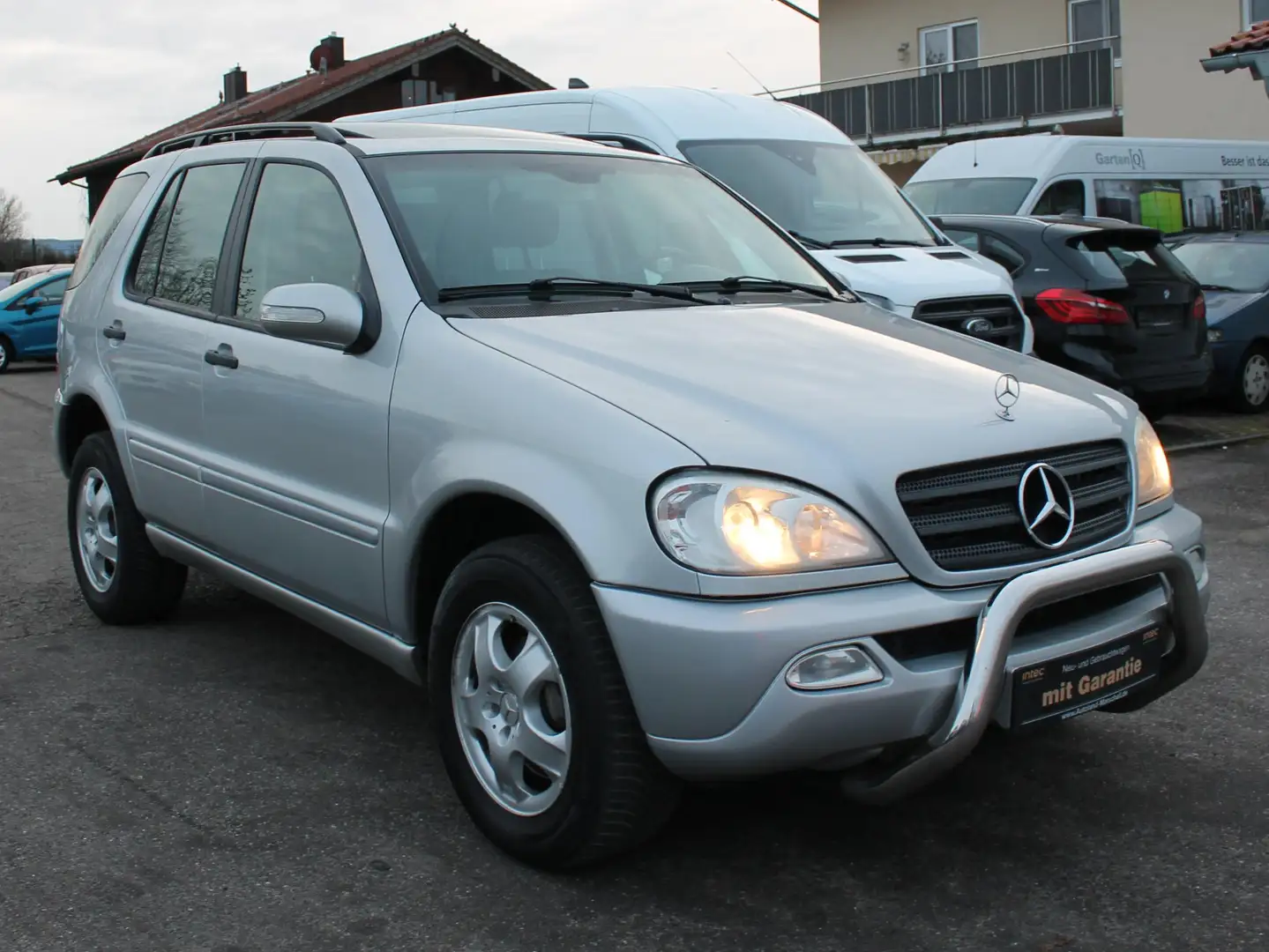 Mercedes-Benz ML 270 CDI KLIMATR LEDER AHK EL.GSHD TÜV NEU Grau - 2