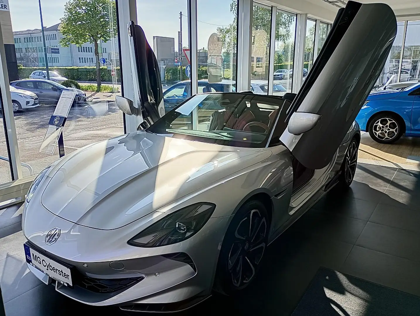 MG Cyberster 77kWh GT Allrad Plateado - 1