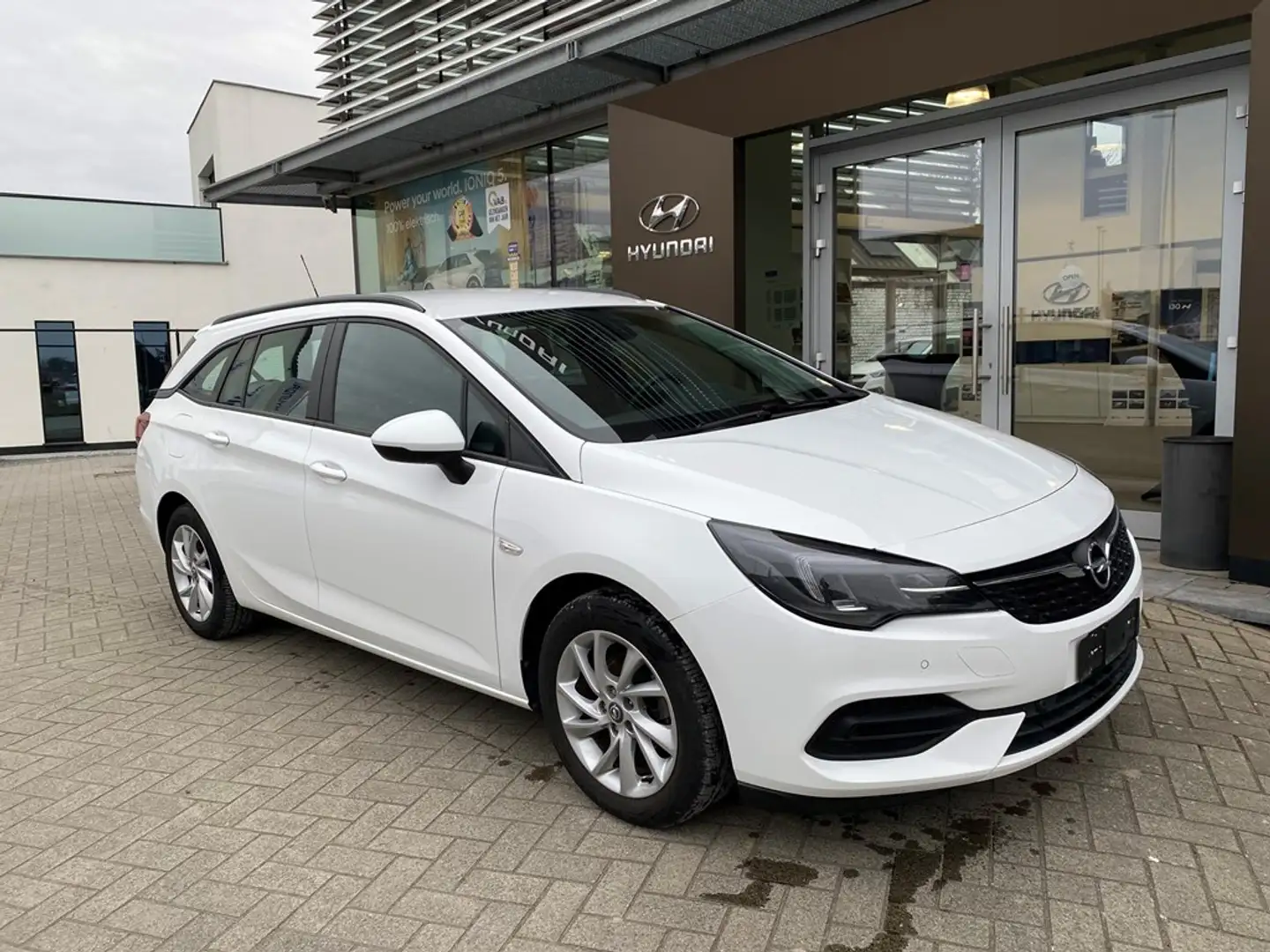 Opel Astra 1.3 benzine Automatic 145pk Blanc - 1