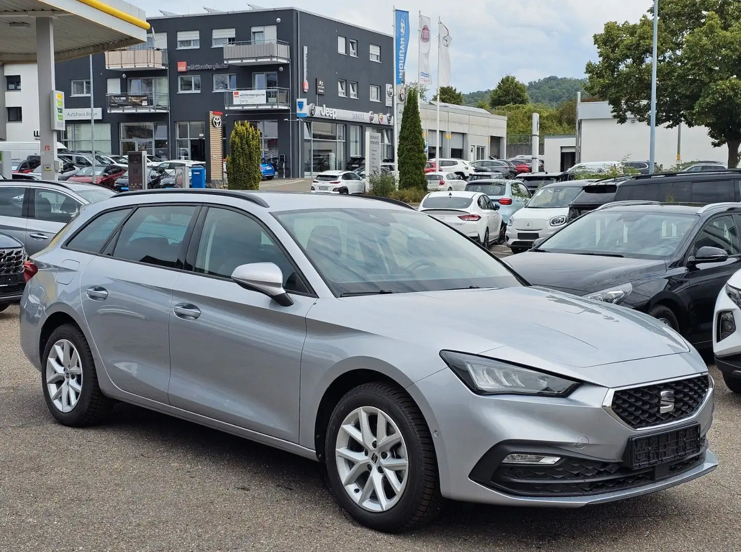 SEAT Leon 1,5 TSI Style Sportstourer Silber - 1