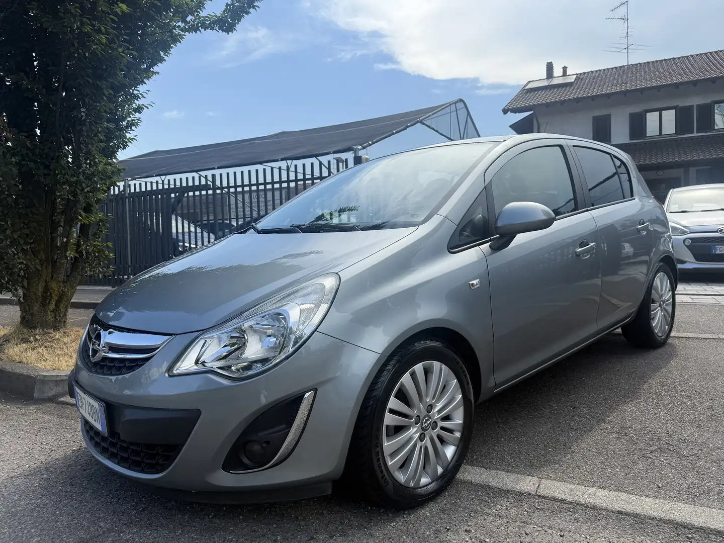 Opel Corsa 5p 1.2 Cosmo 85cv Grigio - 2