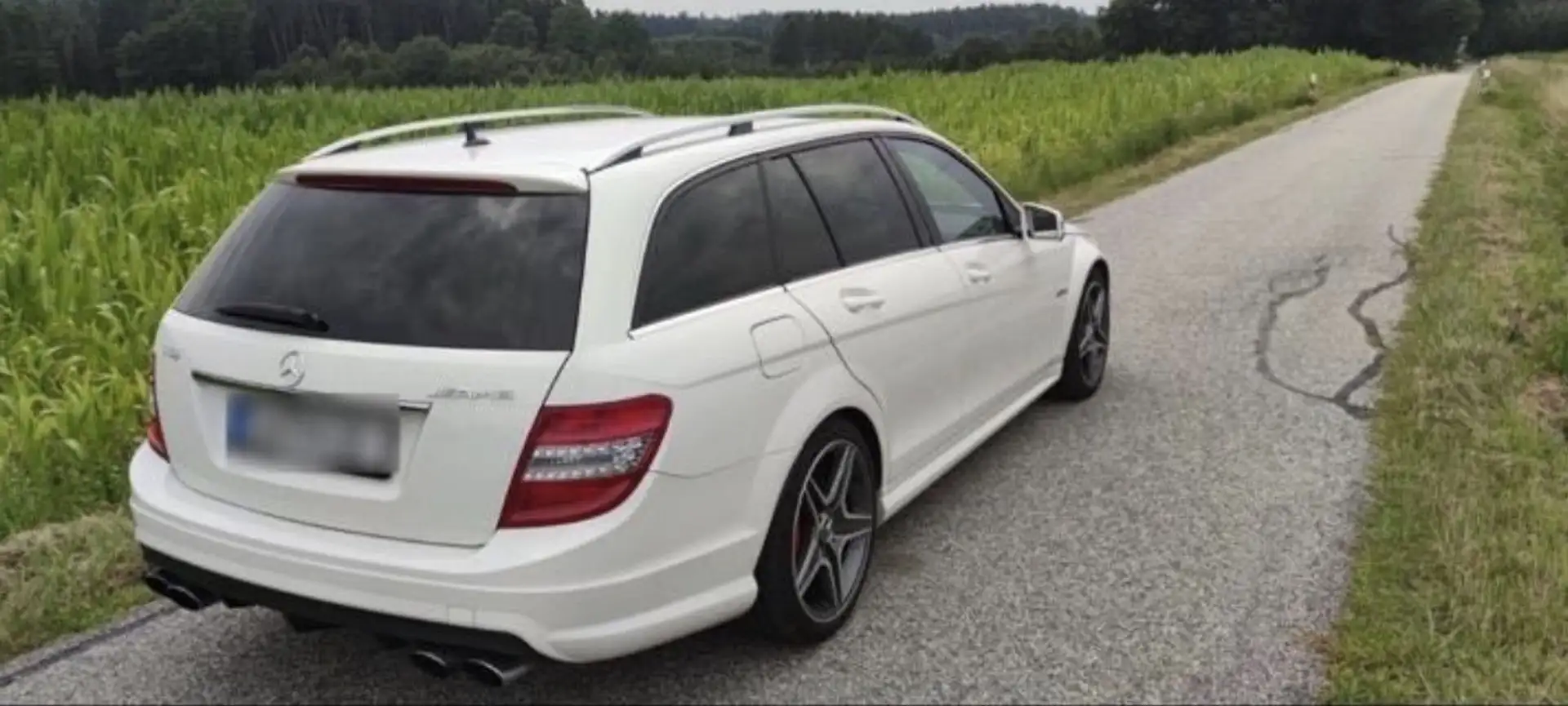 Mercedes-Benz C 63 AMG T 7G-TRONIC Performance Plus Silber - 2