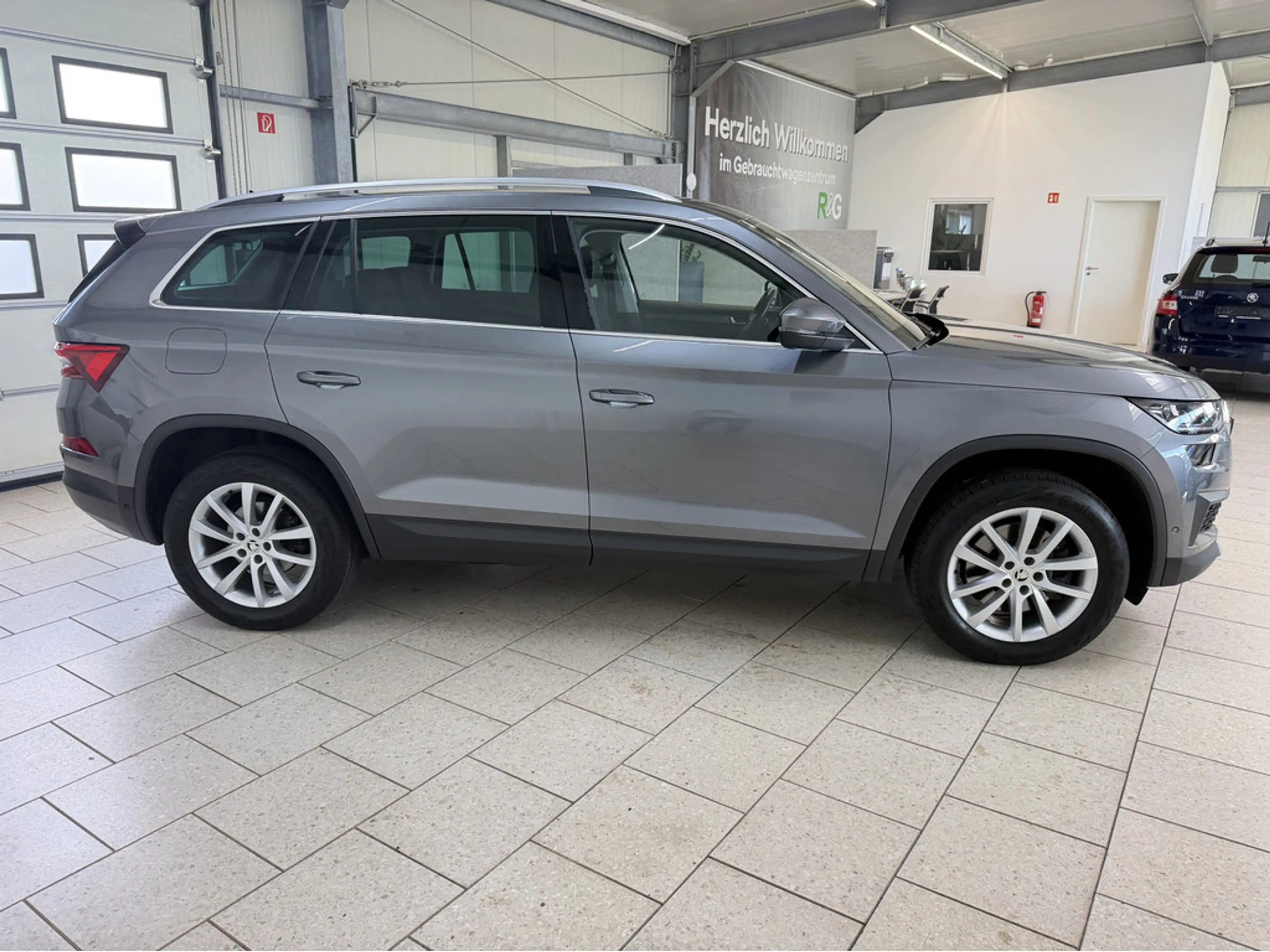 Skoda Kodiaq 2.0 TSI DSG Style 4x4 Navi ACC AHK Mat — photo 8