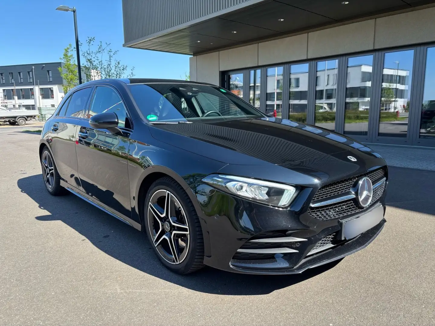 Mercedes-Benz A 250 *EDITION*AMG-Line*Night*Pano*2.Hd*Garantie Schwarz - 1