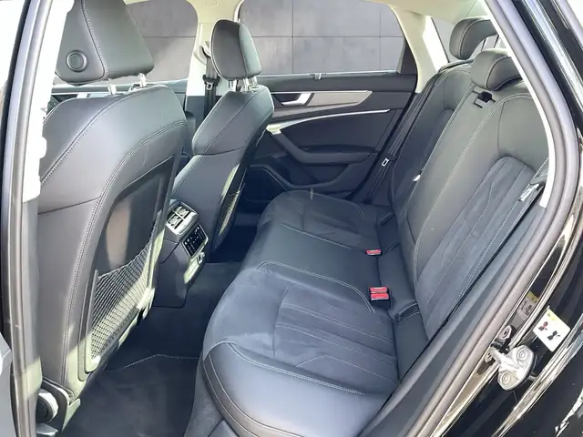 Audi A6 view 11