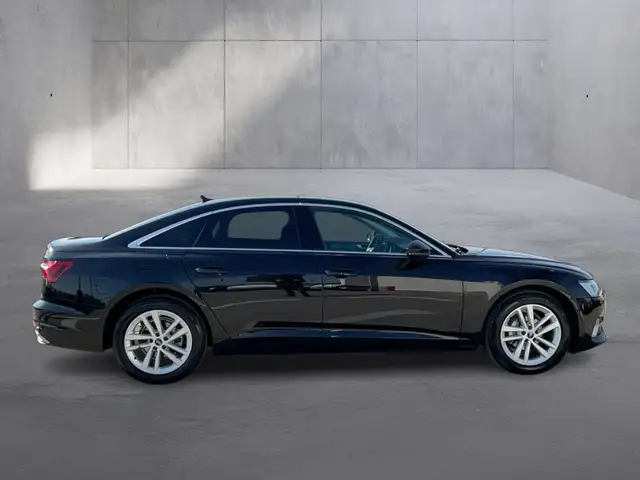 Audi A6 view 7